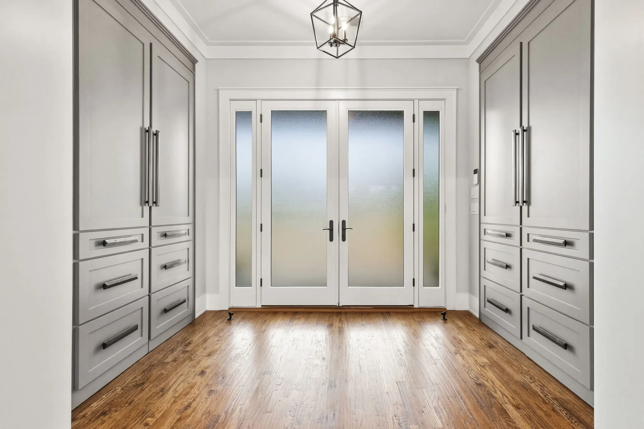 Single Family Residence For Sale in Collin County , 7851 Meadow Hill Drive, Frisco, Texas 75033, 5 Bedroom, 6 Bathroom, 5 Garage spaces, 6,343 Sqft, built in 2018, Preowned, Price $5,300,000, mls#21255553, Real Estate Agent in Frisco, Homes For Sale in Collin county, Homes For Sale in Frisco, Realtor in Frisco Texas, Real Estate Brokerage Independent Realty Texas, Luminita Cordes Realtor
