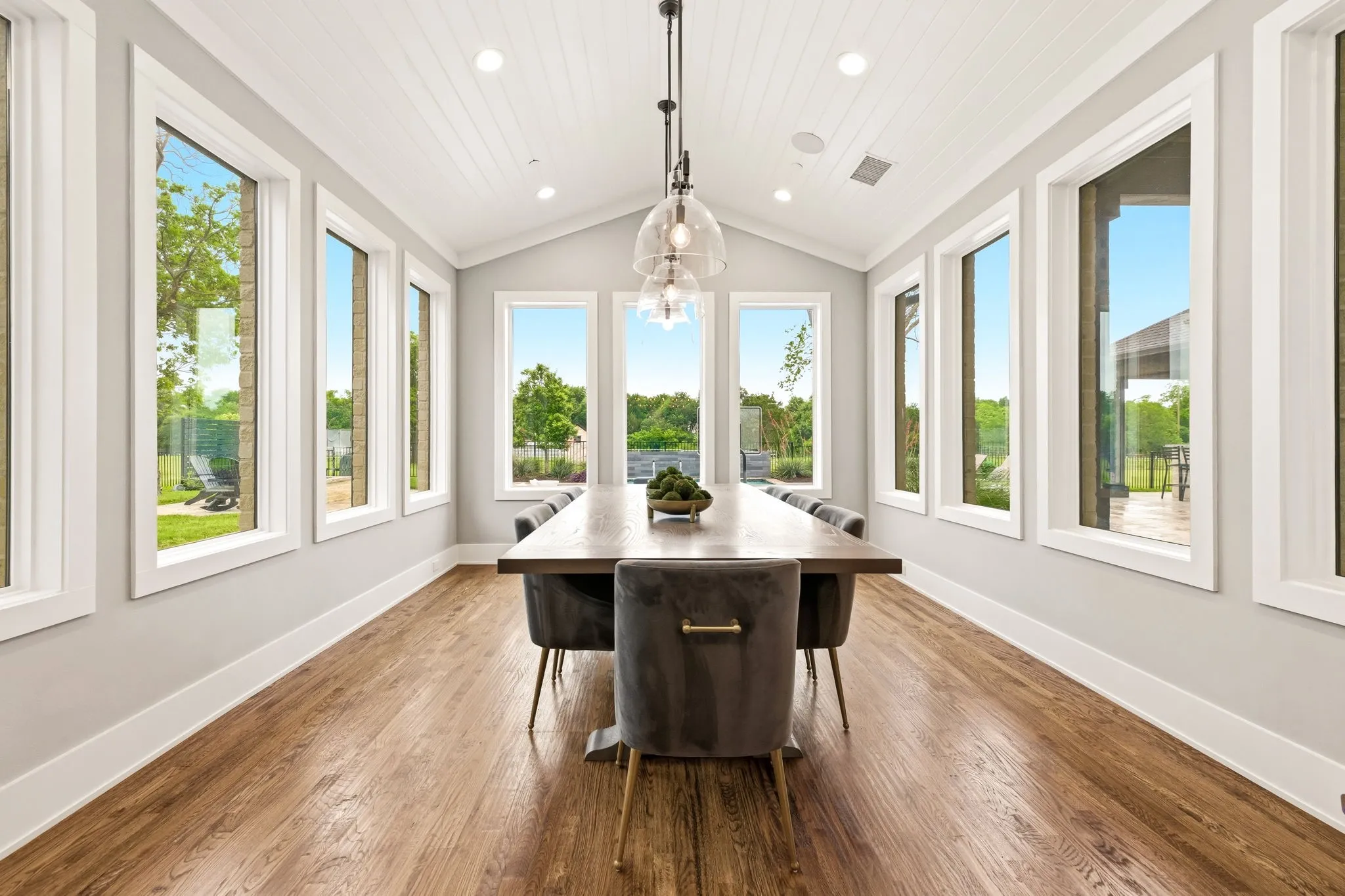 Single Family Residence For Sale in Collin County , 7851 Meadow Hill Drive, Frisco, Texas 75033, 5 Bedroom, 6 Bathroom, 5 Garage spaces, 6,343 Sqft, built in 2018, Preowned, Price $5,300,000, mls#21255553, Real Estate Agent in Frisco, Homes For Sale in Collin county, Homes For Sale in Frisco, Realtor in Frisco Texas, Real Estate Brokerage Independent Realty Texas, Luminita Cordes Realtor