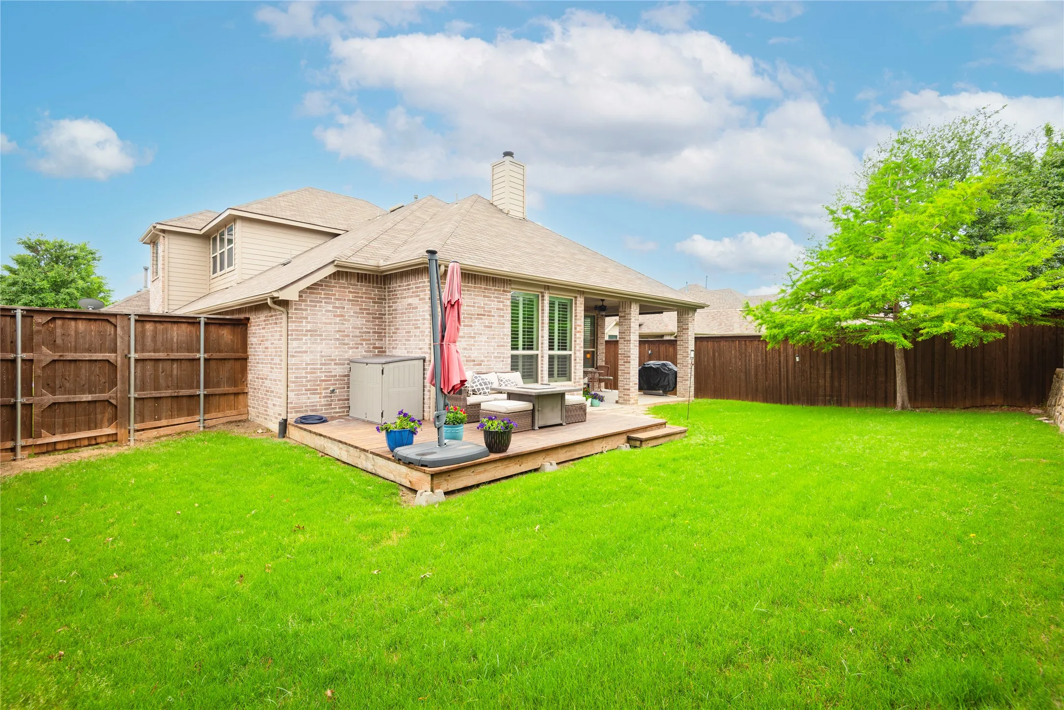 Single Family Residence For Sale in Collin County , 5320 Grovewood Drive, Mc Kinney, Texas 75071, 5 Bedroom, 3 Bathroom, 2 Garage spaces, 2,963 Sqft, built in 2012, mls#21256480, Real Estate Agent in Mc Kinney, Homes For Sale in Collin county, Homes For Sale in Mc Kinney, Realtor in Mc Kinney Texas, Real Estate Brokerage Independent Realty Texas, Luminita Cordes Realtor