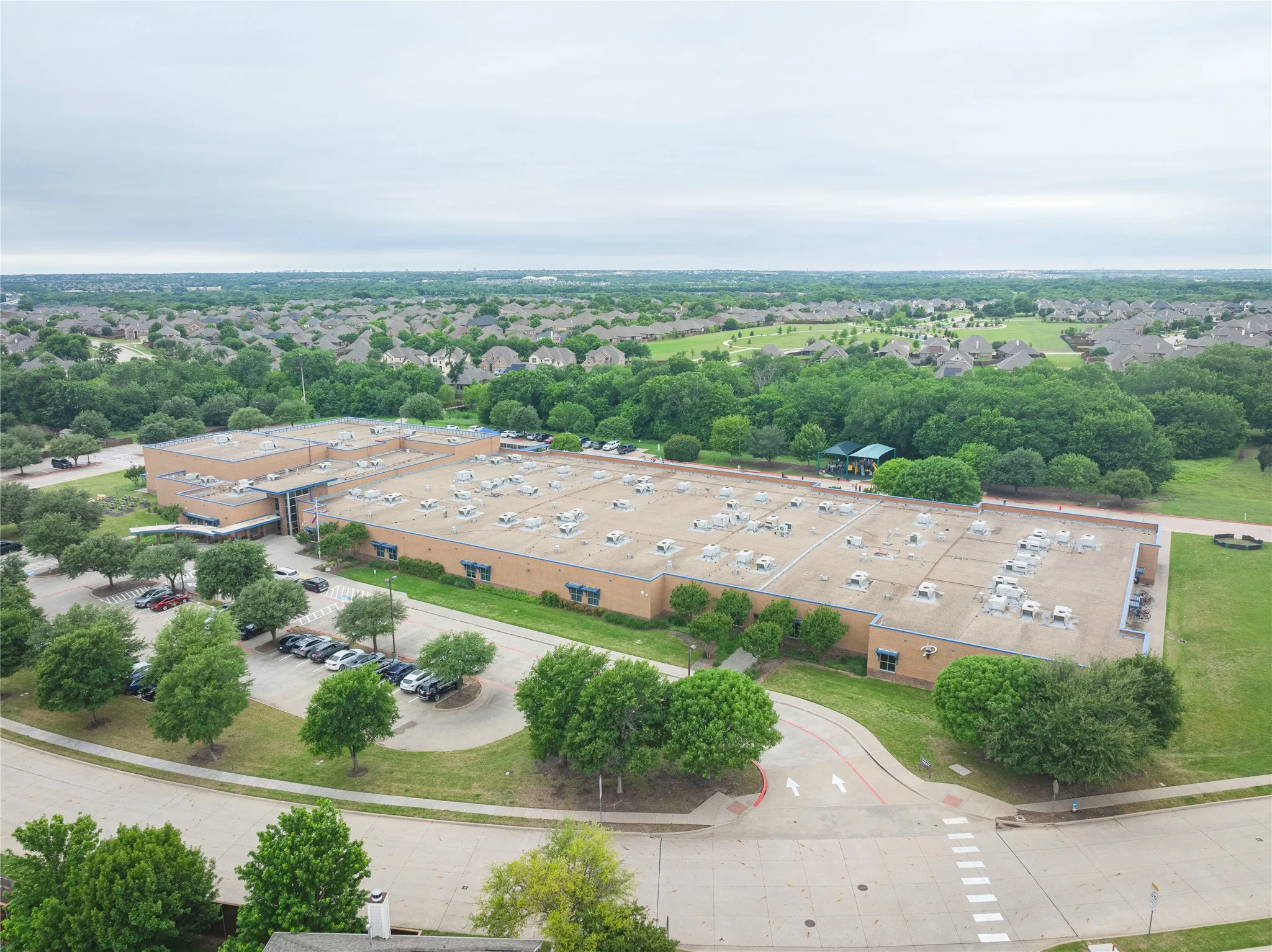Neighborhood elementary school PROPSER ISD