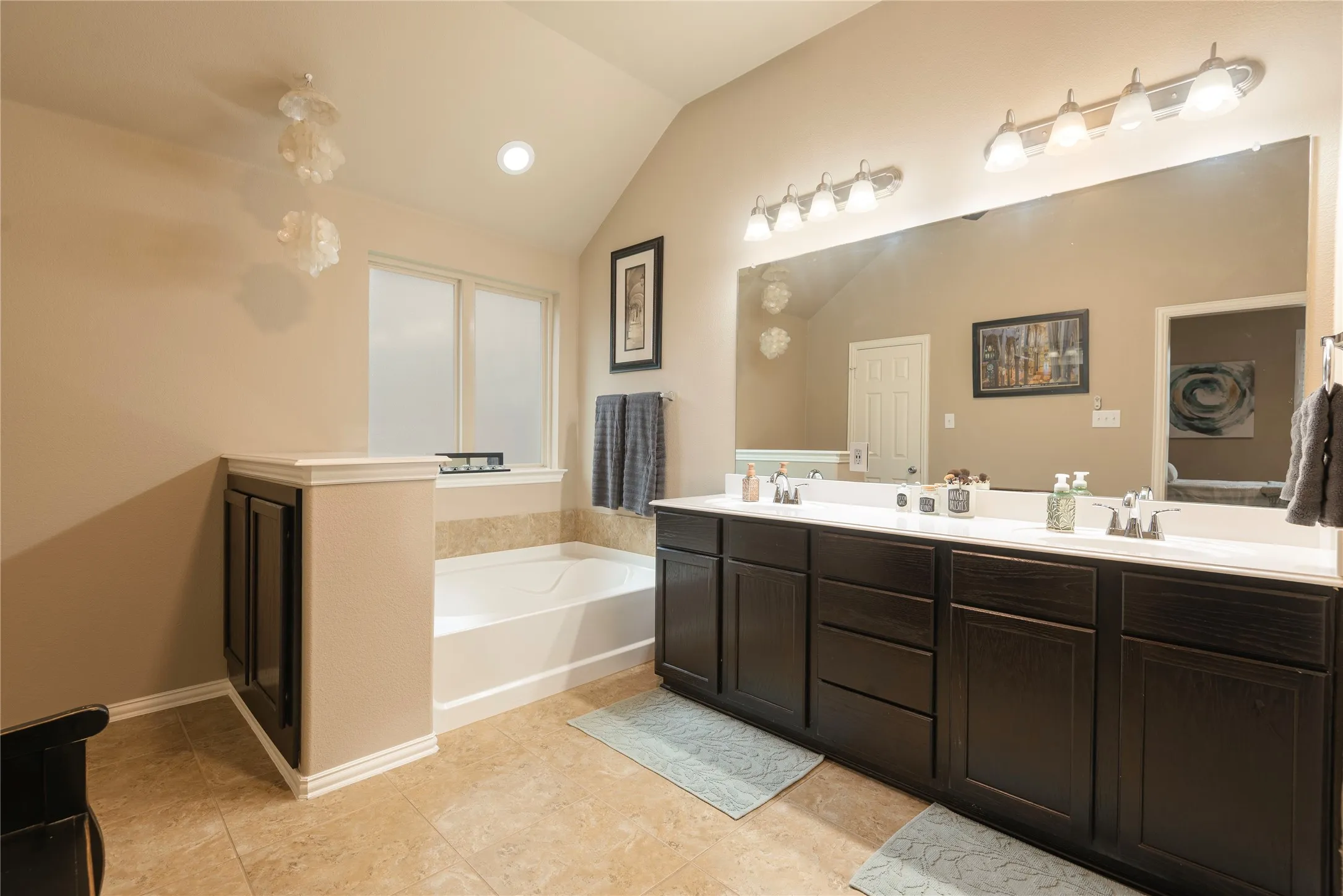 Single Family Residence For Sale in Collin County , 5320 Grovewood Drive, Mc Kinney, Texas 75071, 5 Bedroom, 3 Bathroom, 2 Garage spaces, 2,963 Sqft, built in 2012, mls#21256480, Real Estate Agent in Mc Kinney, Homes For Sale in Collin county, Homes For Sale in Mc Kinney, Realtor in Mc Kinney Texas, Real Estate Brokerage Independent Realty Texas, Luminita Cordes Realtor