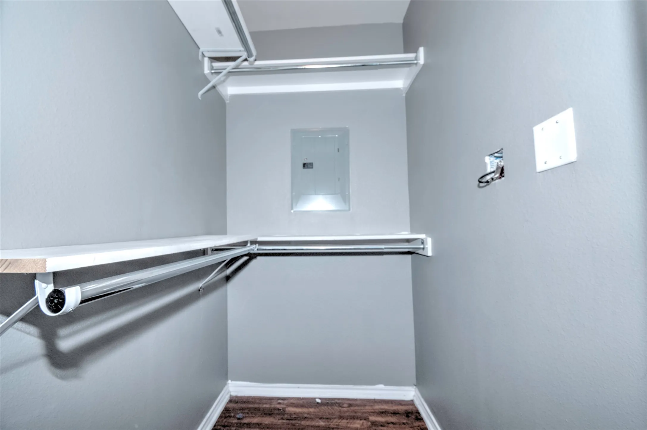 Condominium For Rent in Dallas County , 9831 Walnut Street 209, Dallas, Texas 75243, 2 Bedrooms, 2 Bathrooms, Garage spaces, 1,031 Sqft, built in 1983, Preowned, Price $1,600, mls#21257202, Real Estate Agent in Dallas, Homes For Rent in Dallas county, Homes For Rent in Dallas, Realtor in Dallas Texas, Real Estate Brokerage Independent Realty Texas, Luminita Cordes Realtor