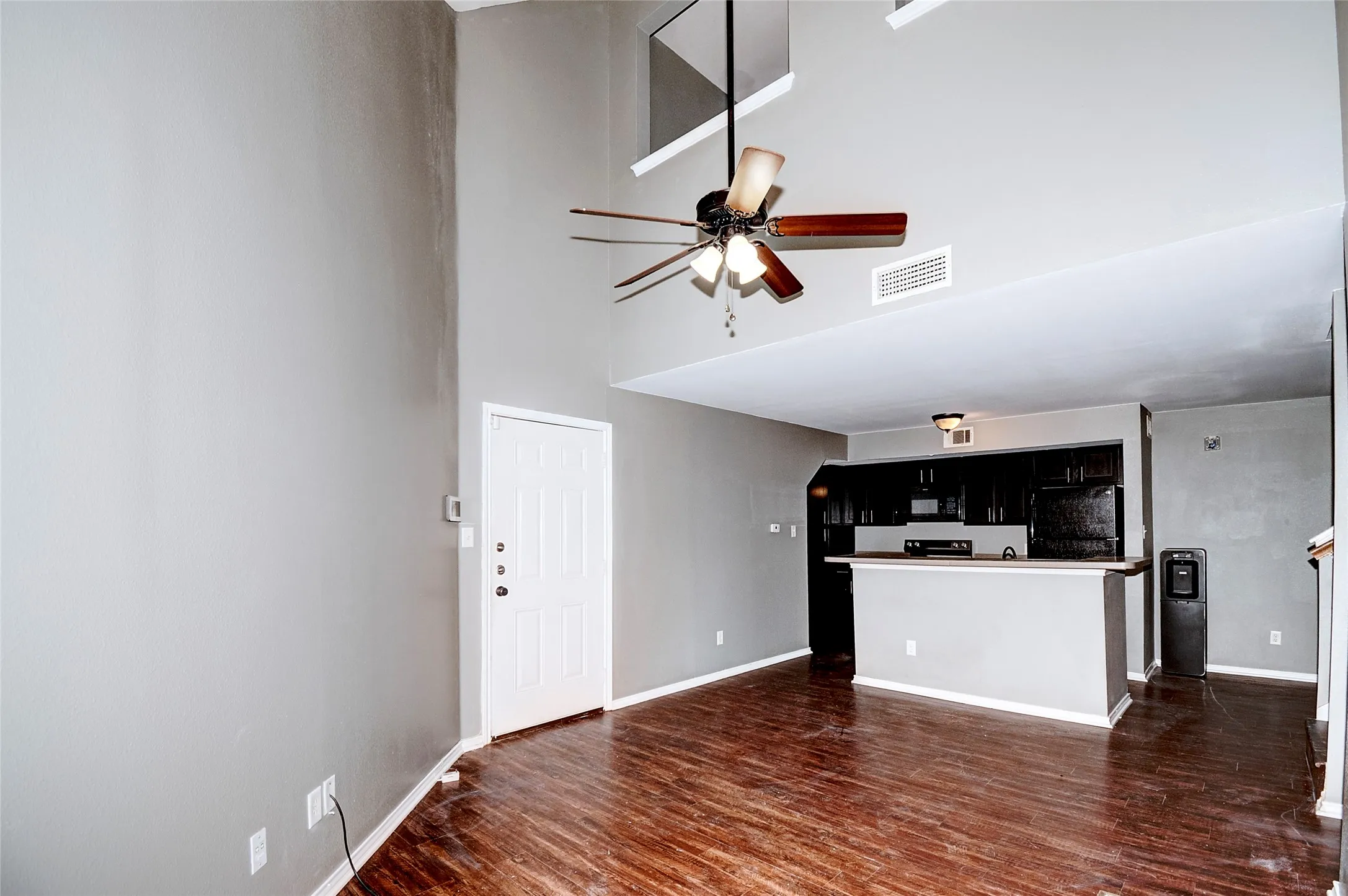 Condominium For Rent in Dallas County , 9831 Walnut Street 209, Dallas, Texas 75243, 2 Bedrooms, 2 Bathrooms, Garage spaces, 1,031 Sqft, built in 1983, Preowned, Price $1,600, mls#21257202, Real Estate Agent in Dallas, Homes For Rent in Dallas county, Homes For Rent in Dallas, Realtor in Dallas Texas, Real Estate Brokerage Independent Realty Texas, Luminita Cordes Realtor