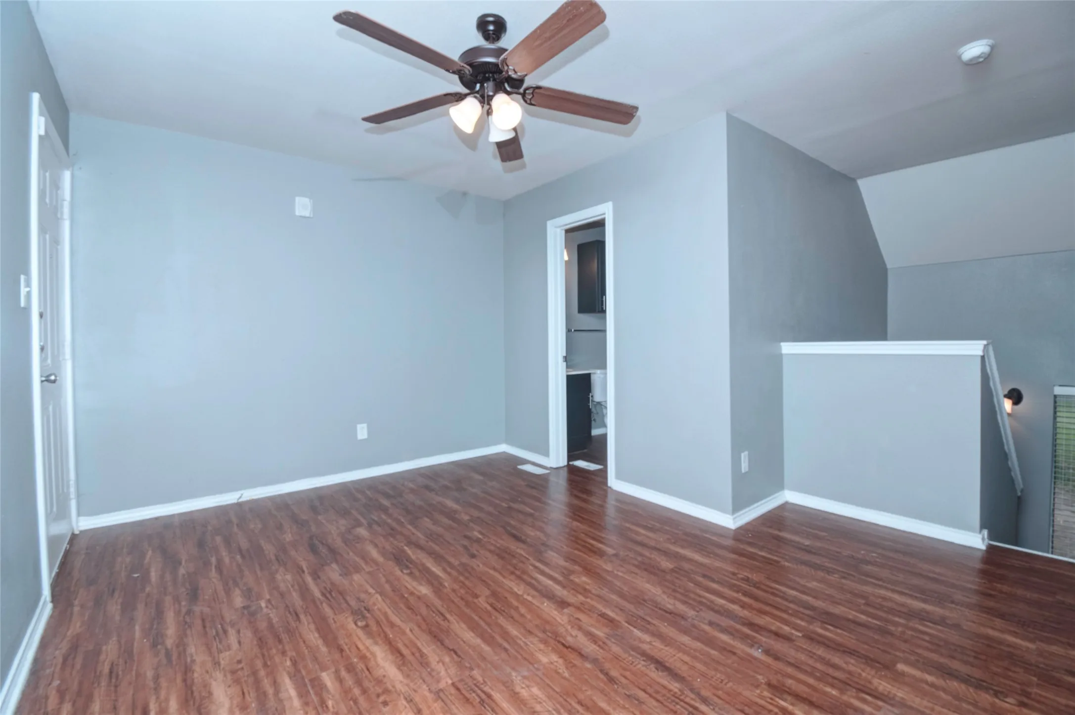 Condominium For Rent in Dallas County , 9831 Walnut Street 209, Dallas, Texas 75243, 2 Bedrooms, 2 Bathrooms, Garage spaces, 1,031 Sqft, built in 1983, Preowned, Price $1,600, mls#21257202, Real Estate Agent in Dallas, Homes For Rent in Dallas county, Homes For Rent in Dallas, Realtor in Dallas Texas, Real Estate Brokerage Independent Realty Texas, Luminita Cordes Realtor