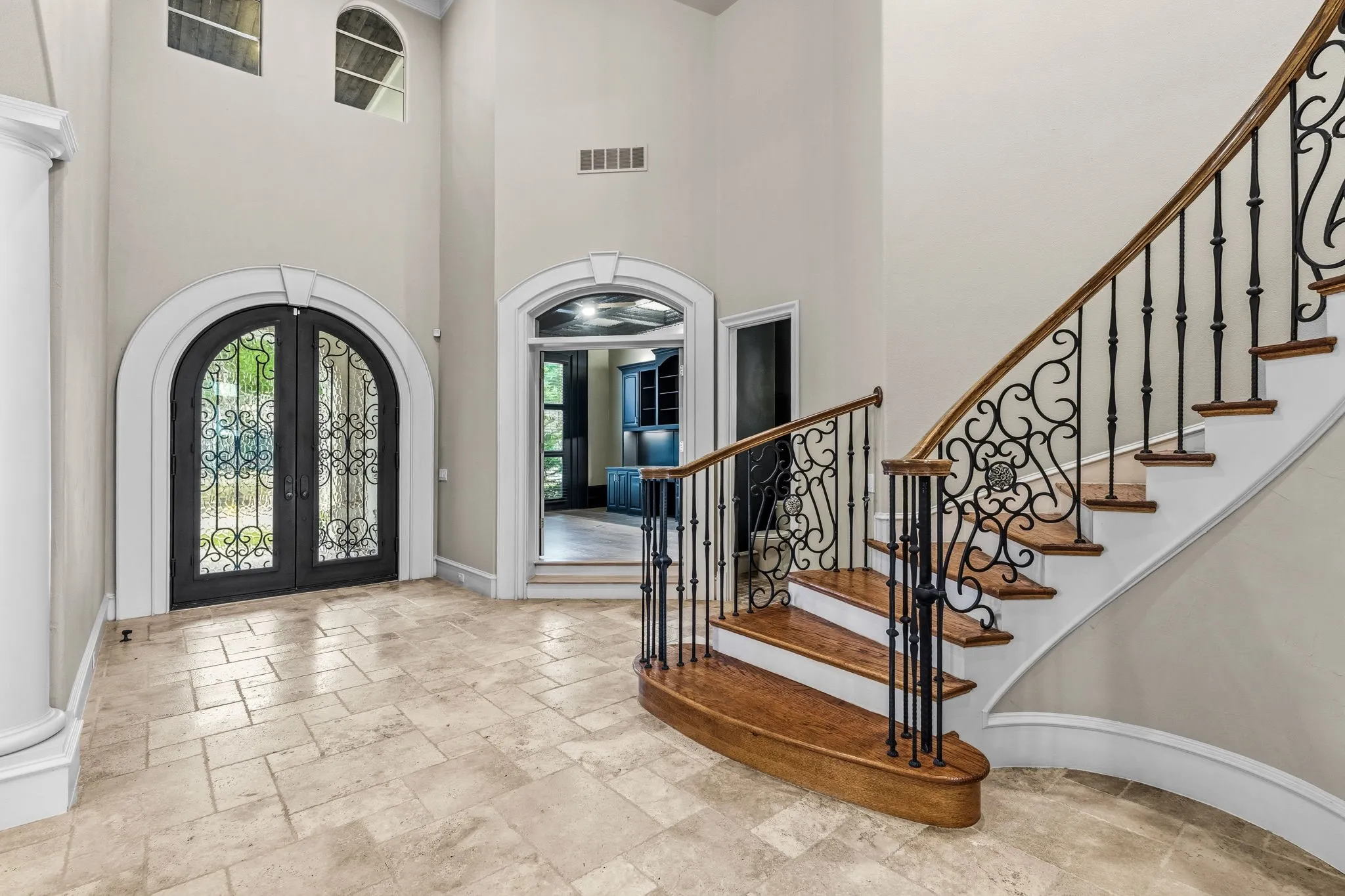 Single Family Residence For Sale in Denton County , 4049 Castle Bank Lane, Frisco, Texas 75033, 5 Bedroom, 5 Bathroom, 3 Garage spaces, 4,999 Sqft, built in 2006, mls#21251315, Real Estate Agent in Frisco, Homes For Sale in Denton county, Homes For Sale in Frisco, Realtor in Frisco Texas, Real Estate Brokerage Independent Realty Texas, Luminita Cordes Realtor