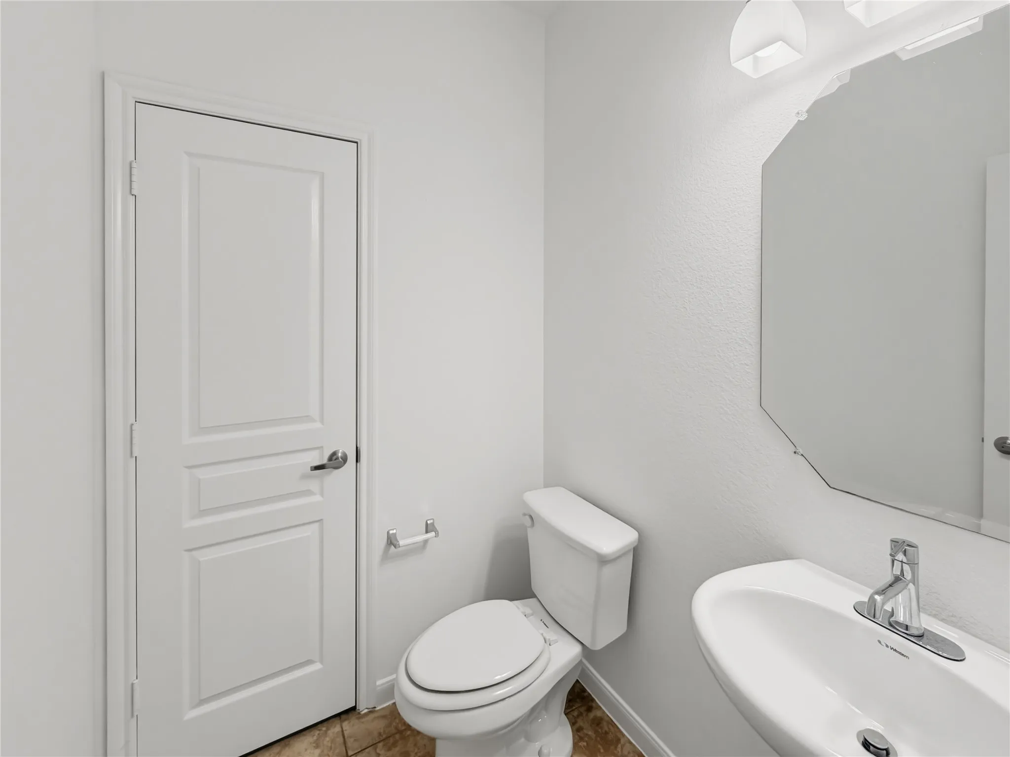 Single Family Residence For Sale in Tarrant County , 4272 Summersweet Lane, Fort Worth, Texas 76036, 5 Bedroom, 4 Bathroom, 2 Garage spaces, 2,961 Sqft, built in 2014, Preowned, mls#21257204, Real Estate Agent in Fort Worth, Homes For Sale in Tarrant county, Homes For Sale in Fort Worth, Realtor in Fort Worth Texas, Real Estate Brokerage Independent Realty Texas, Luminita Cordes Realtor
