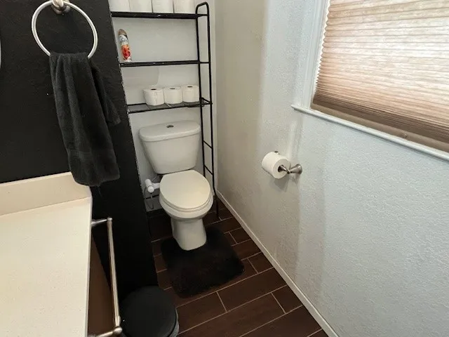 Single Family Residence For Sale in Fisher County , 901 E Burnside Street, Rotan, Texas 79546, 2 Bedroom, 2 Bathroom, Garage spaces, 1,842 Sqft, built in 1965, Preowned, mls#21257102, Real Estate Agent in Rotan, Homes For Sale in Fisher county, Homes For Sale in Rotan, Realtor in Rotan Texas, Real Estate Brokerage Independent Realty Texas, Luminita Cordes Realtor