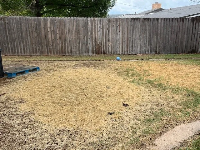 Single Family Residence For Sale in Fisher County , 901 E Burnside Street, Rotan, Texas 79546, 2 Bedroom, 2 Bathroom, Garage spaces, 1,842 Sqft, built in 1965, Preowned, mls#21257102, Real Estate Agent in Rotan, Homes For Sale in Fisher county, Homes For Sale in Rotan, Realtor in Rotan Texas, Real Estate Brokerage Independent Realty Texas, Luminita Cordes Realtor