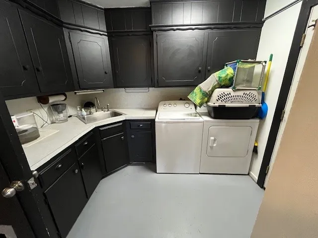 Single Family Residence For Sale in Fisher County , 901 E Burnside Street, Rotan, Texas 79546, 2 Bedroom, 2 Bathroom, Garage spaces, 1,842 Sqft, built in 1965, Preowned, mls#21257102, Real Estate Agent in Rotan, Homes For Sale in Fisher county, Homes For Sale in Rotan, Realtor in Rotan Texas, Real Estate Brokerage Independent Realty Texas, Luminita Cordes Realtor