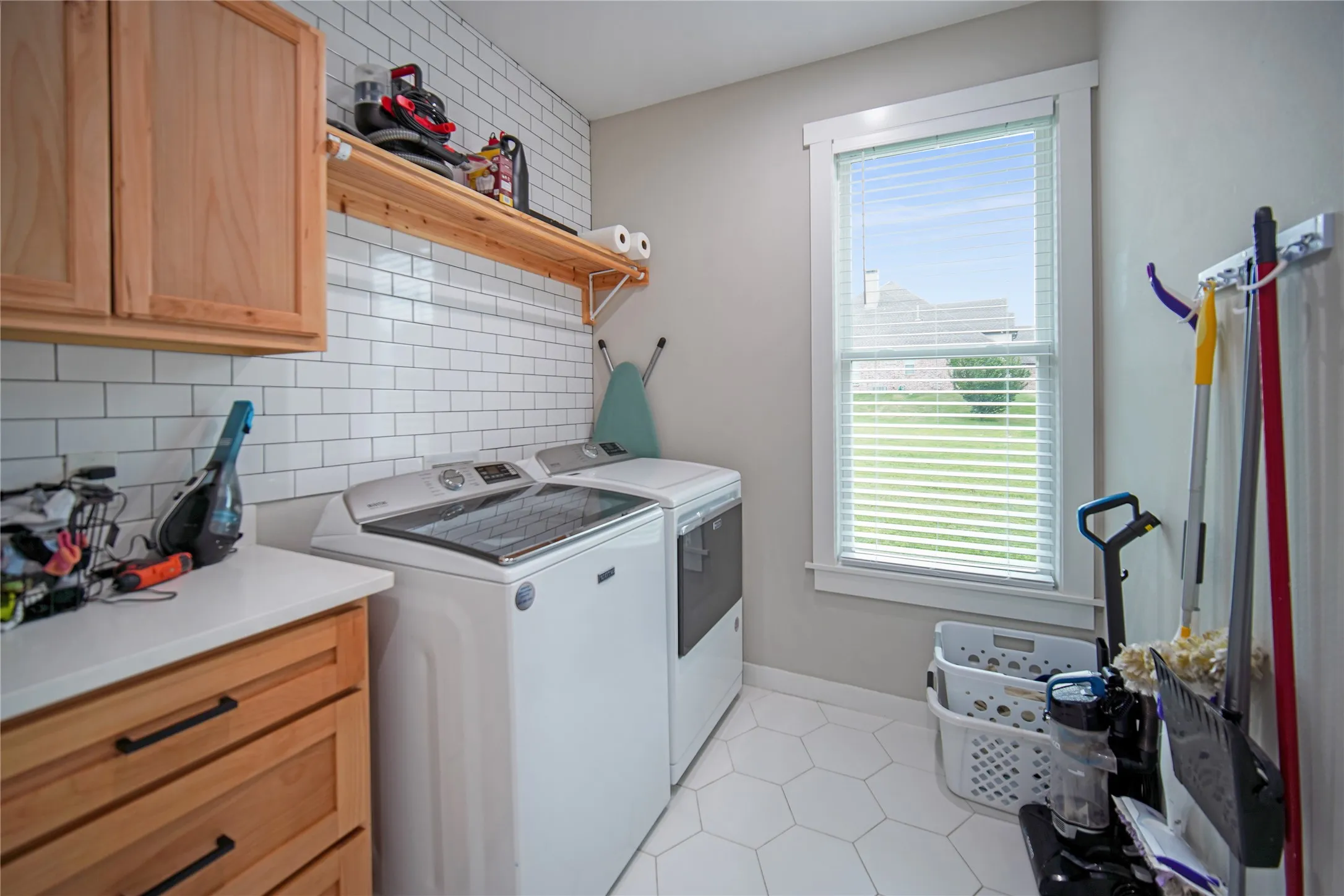 Single Family Residence For Sale in Wise County , 230 Driftwood Court, Runaway Bay, Texas 76426, 4 Bedroom, 3 Bathroom, 2 Garage spaces, 2,176 Sqft, built in 2022, Price $412,000, mls#21257236, Real Estate Agent in Runaway Bay, Homes For Sale in Wise county, Homes For Sale in Runaway Bay, Realtor in Runaway Bay Texas, Real Estate Brokerage Independent Realty Texas, Luminita Cordes Realtor