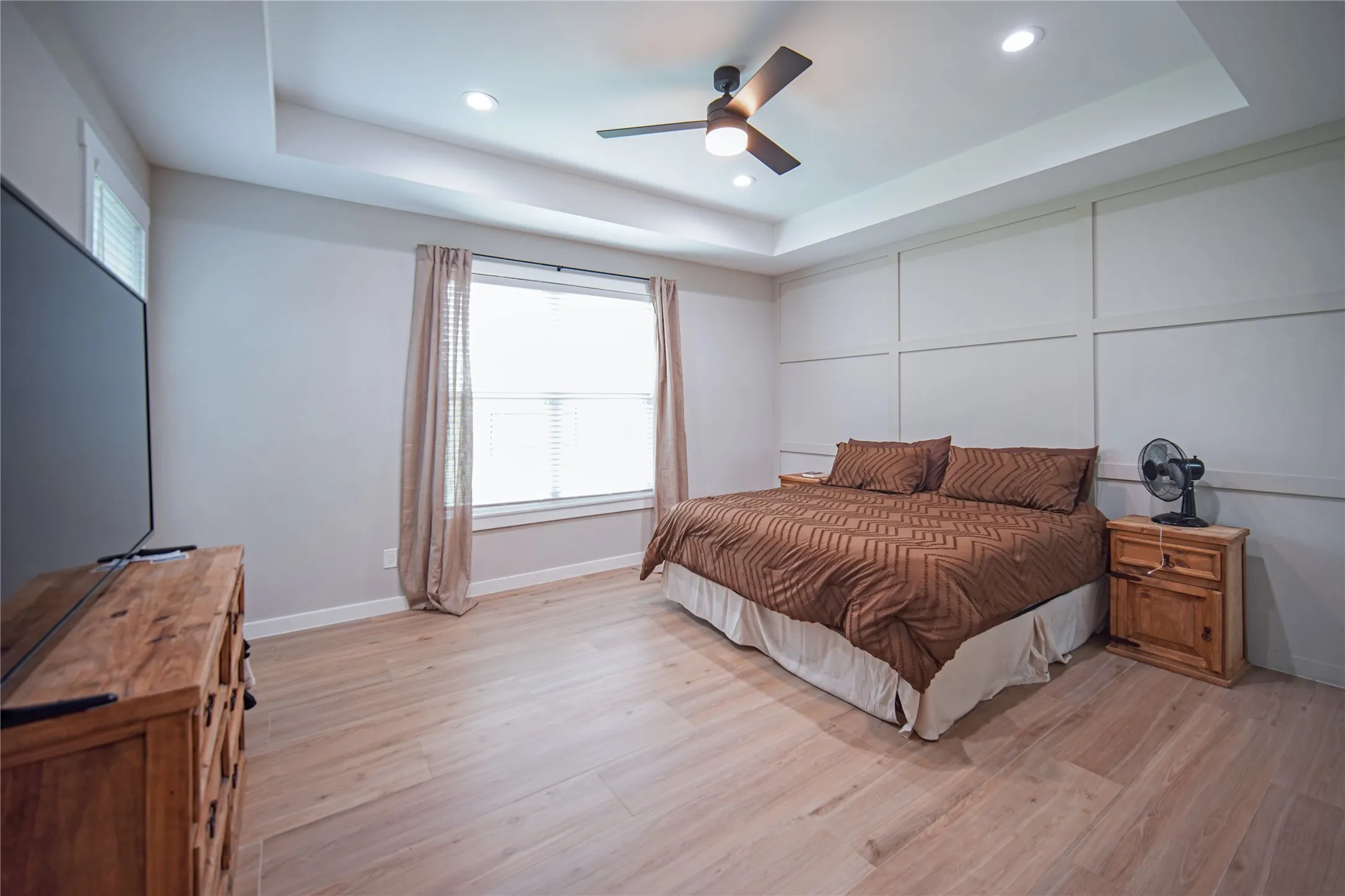 Single Family Residence For Sale in Wise County , 230 Driftwood Court, Runaway Bay, Texas 76426, 4 Bedroom, 3 Bathroom, 2 Garage spaces, 2,176 Sqft, built in 2022, Price $412,000, mls#21257236, Real Estate Agent in Runaway Bay, Homes For Sale in Wise county, Homes For Sale in Runaway Bay, Realtor in Runaway Bay Texas, Real Estate Brokerage Independent Realty Texas, Luminita Cordes Realtor