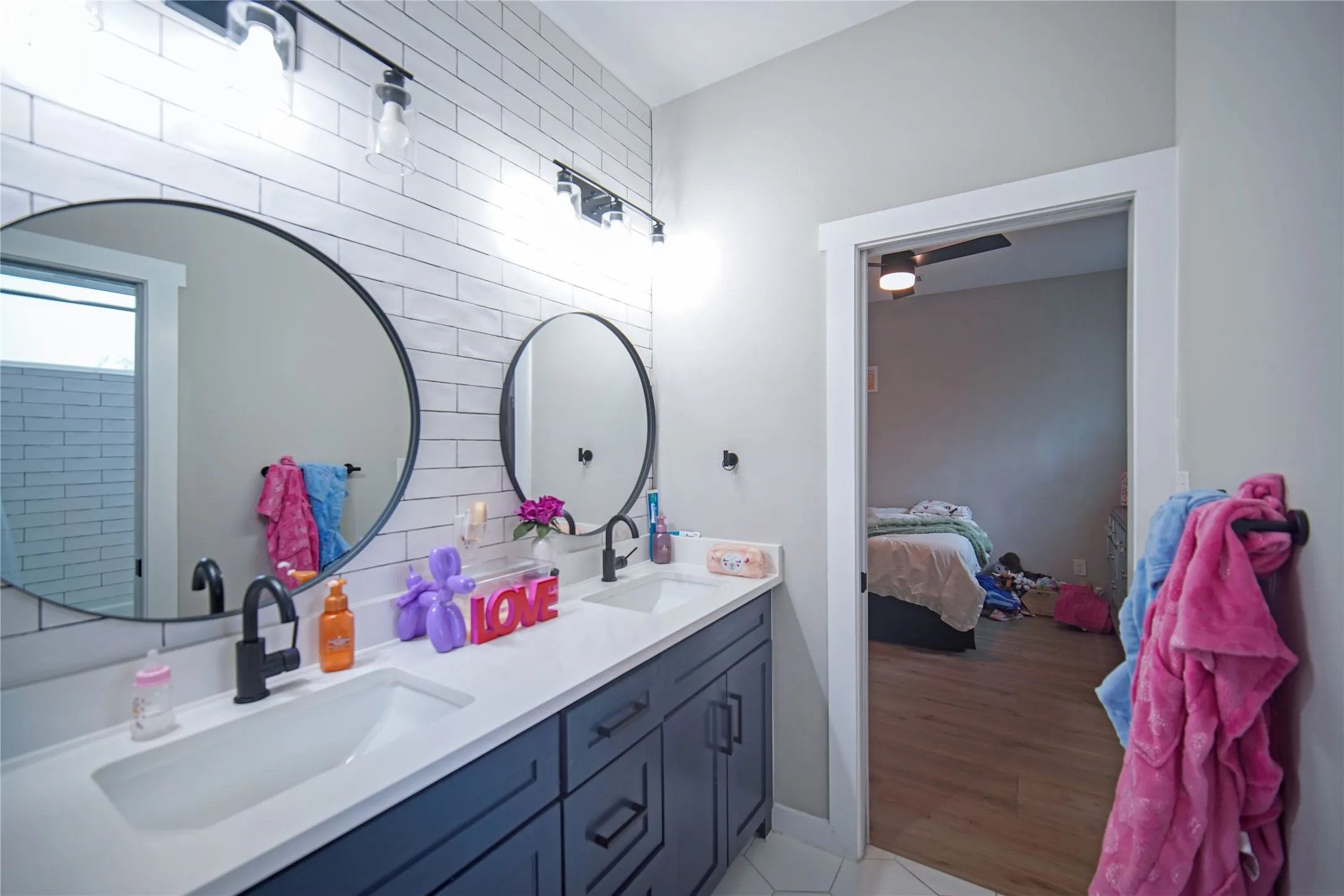 Single Family Residence For Sale in Wise County , 230 Driftwood Court, Runaway Bay, Texas 76426, 4 Bedroom, 3 Bathroom, 2 Garage spaces, 2,176 Sqft, built in 2022, Price $412,000, mls#21257236, Real Estate Agent in Runaway Bay, Homes For Sale in Wise county, Homes For Sale in Runaway Bay, Realtor in Runaway Bay Texas, Real Estate Brokerage Independent Realty Texas, Luminita Cordes Realtor