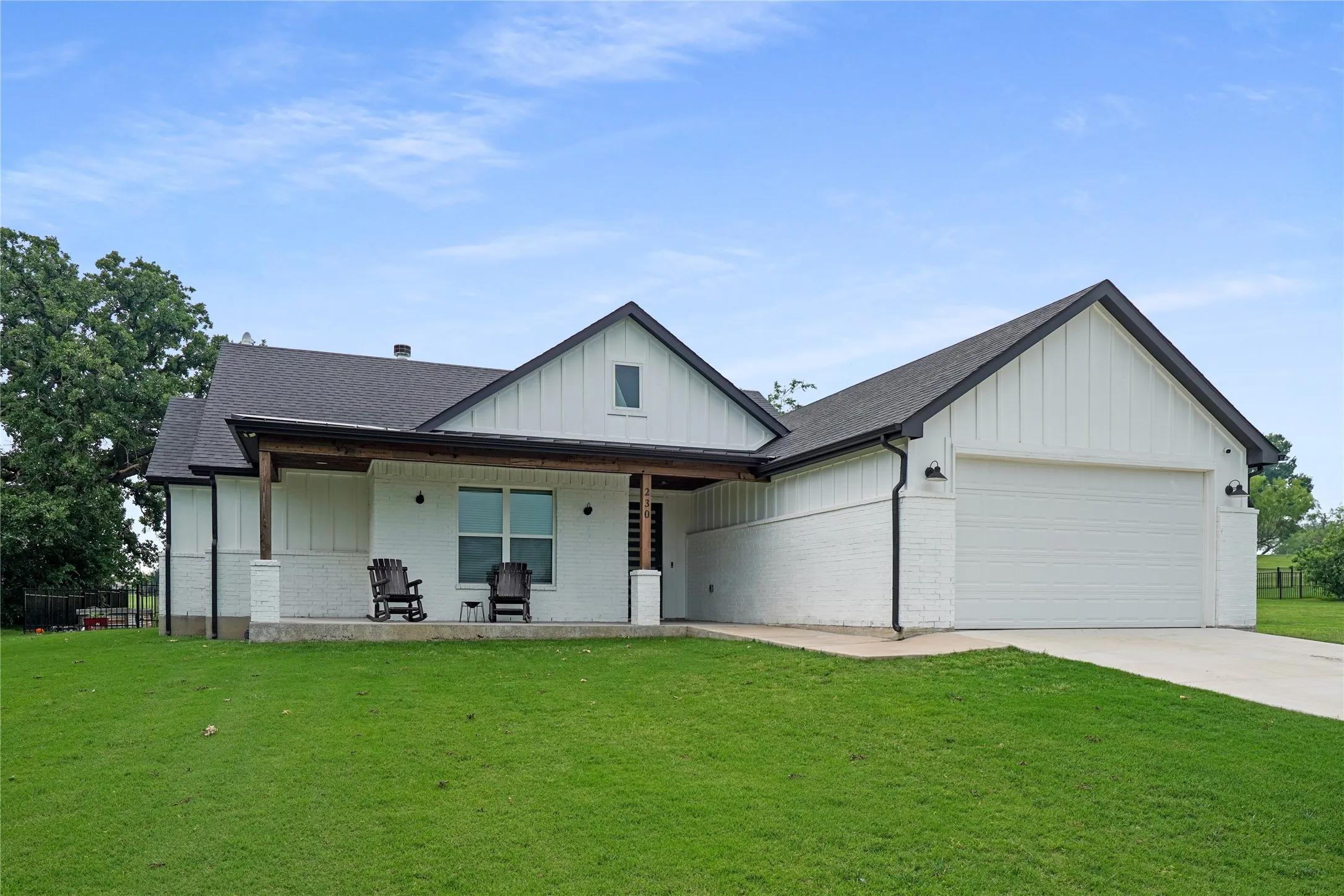 Single Family Residence For Sale in Wise County , 230 Driftwood Court, Runaway Bay, Texas 76426, 4 Bedroom, 3 Bathroom, 2 Garage spaces, 2,176 Sqft, built in 2022, Price $412,000, mls#21257236, Real Estate Agent in Runaway Bay, Homes For Sale in Wise county, Homes For Sale in Runaway Bay, Realtor in Runaway Bay Texas, Real Estate Brokerage Independent Realty Texas, Luminita Cordes Realtor
