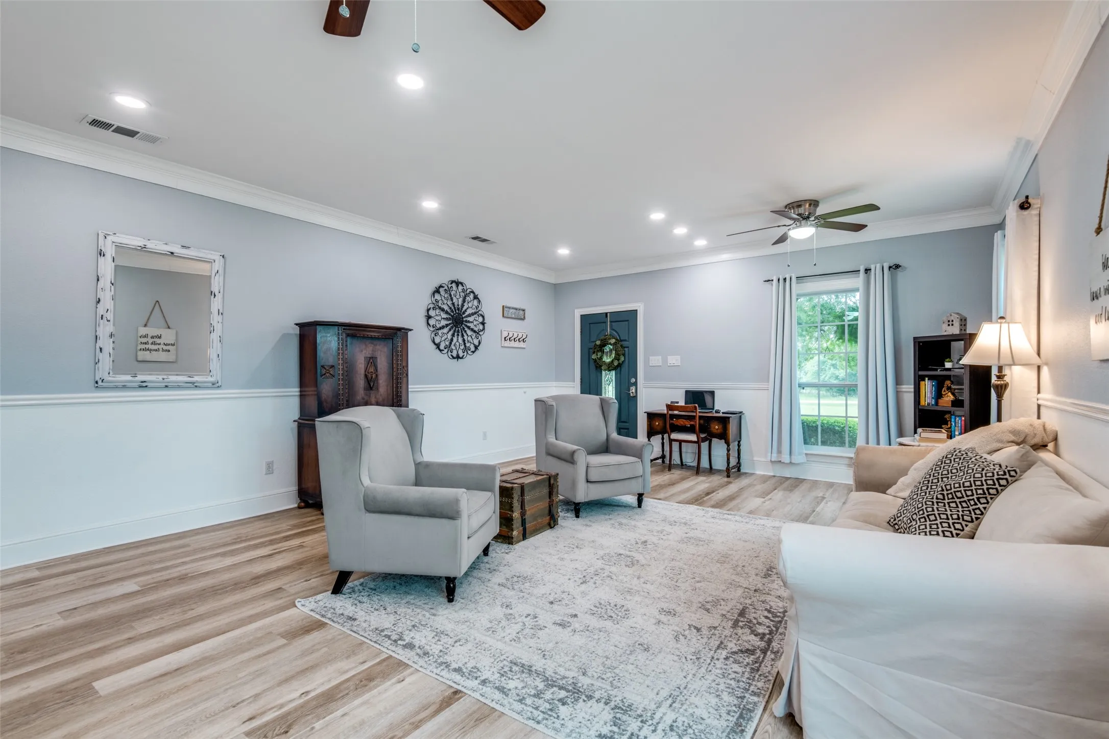 Single Family Residence For Sale in Hunt County , 9412 Private Road 2425, Poetry, Texas 75160, 5 Bedroom, 3 Bathroom, 2 Garage spaces, 3,359 Sqft, built in 2003, Preowned, mls#21254705, Real Estate Agent in Poetry, Homes For Sale in Hunt county, Homes For Sale in Poetry, Realtor in Poetry Texas, Real Estate Brokerage Independent Realty Texas, Luminita Cordes Realtor