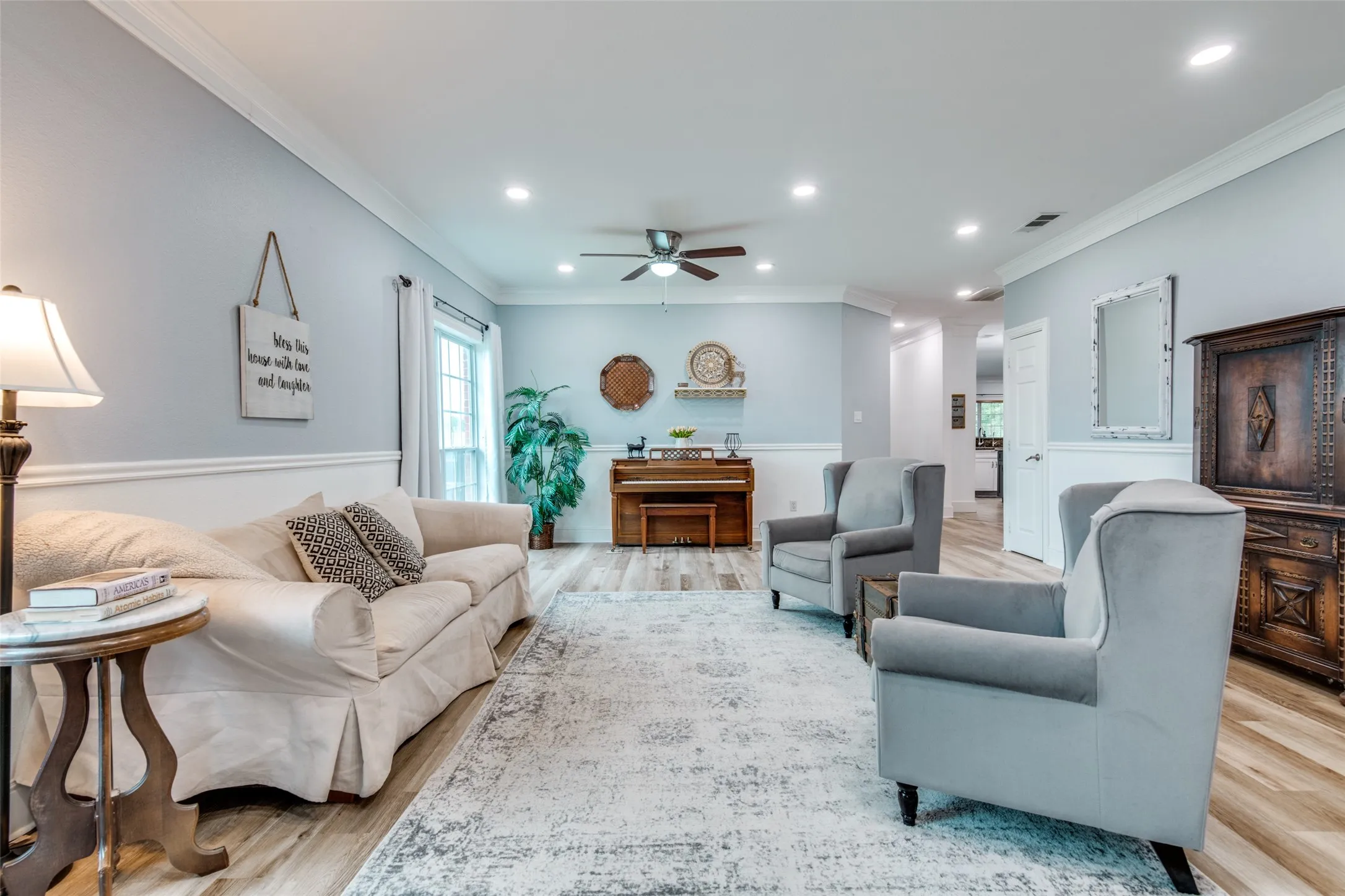 Single Family Residence For Sale in Hunt County , 9412 Private Road 2425, Poetry, Texas 75160, 5 Bedroom, 3 Bathroom, 2 Garage spaces, 3,359 Sqft, built in 2003, Preowned, mls#21254705, Real Estate Agent in Poetry, Homes For Sale in Hunt county, Homes For Sale in Poetry, Realtor in Poetry Texas, Real Estate Brokerage Independent Realty Texas, Luminita Cordes Realtor