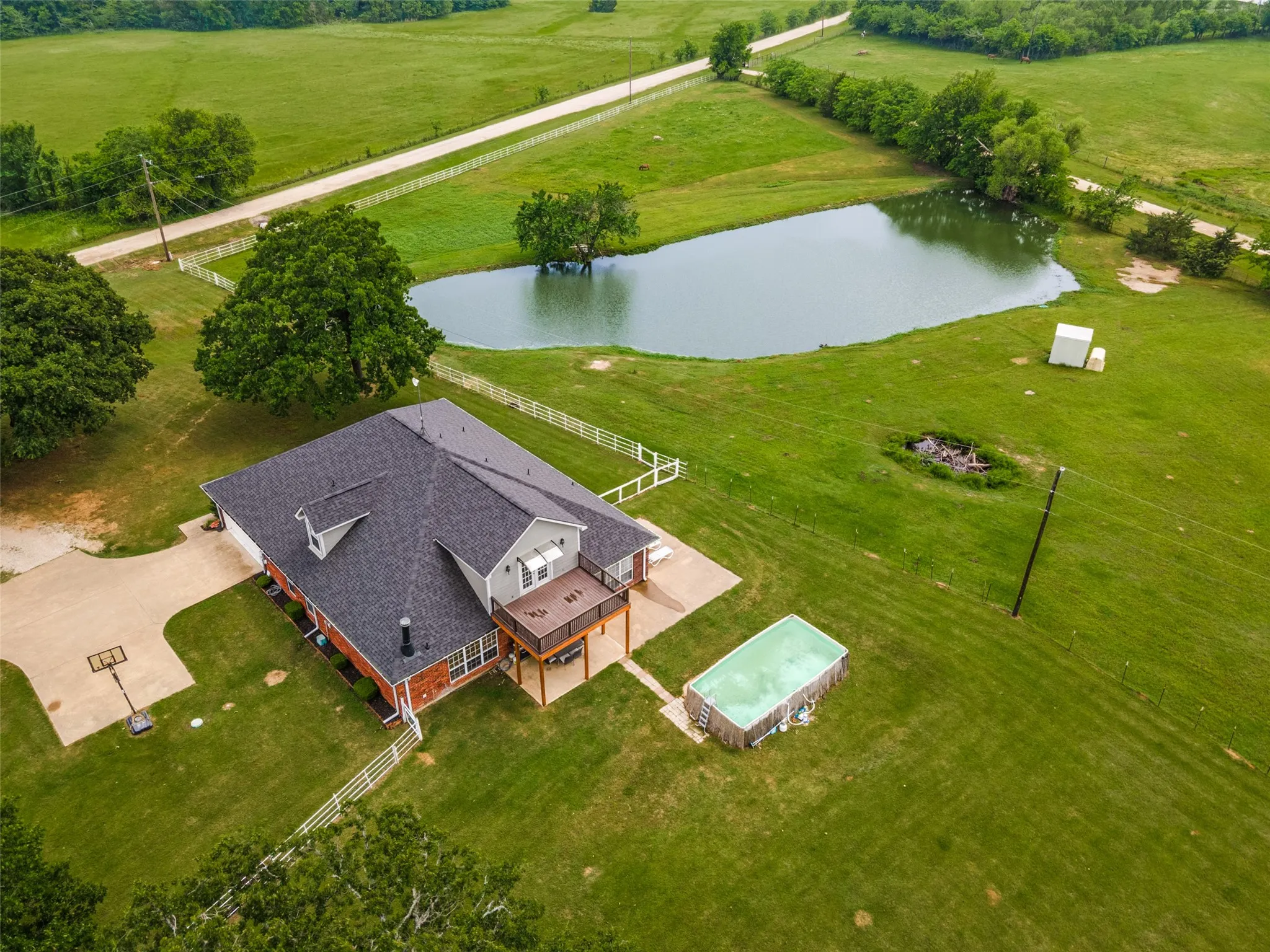 Single Family Residence For Sale in Hunt County , 9412 Private Road 2425, Poetry, Texas 75160, 5 Bedroom, 3 Bathroom, 2 Garage spaces, 3,359 Sqft, built in 2003, Preowned, mls#21254705, Real Estate Agent in Poetry, Homes For Sale in Hunt county, Homes For Sale in Poetry, Realtor in Poetry Texas, Real Estate Brokerage Independent Realty Texas, Luminita Cordes Realtor