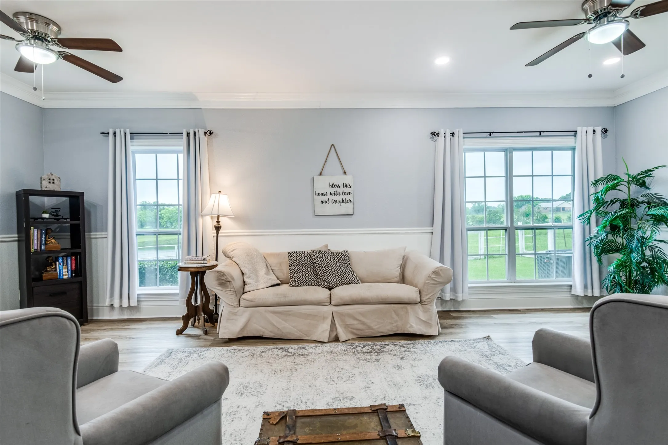 Single Family Residence For Sale in Hunt County , 9412 Private Road 2425, Poetry, Texas 75160, 5 Bedroom, 3 Bathroom, 2 Garage spaces, 3,359 Sqft, built in 2003, Preowned, mls#21254705, Real Estate Agent in Poetry, Homes For Sale in Hunt county, Homes For Sale in Poetry, Realtor in Poetry Texas, Real Estate Brokerage Independent Realty Texas, Luminita Cordes Realtor