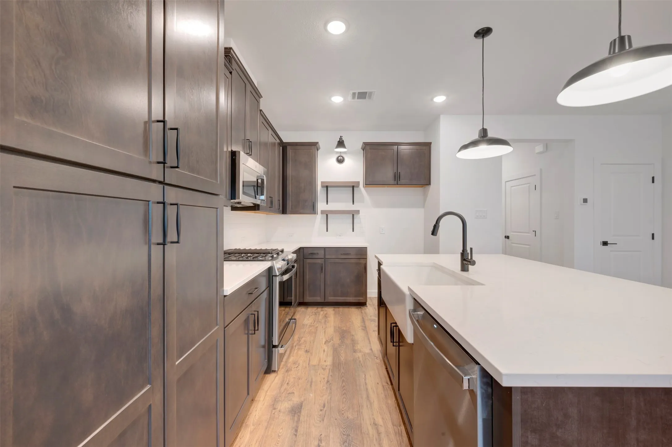 Townhouse For Sale in Denton County , 9404 Mill Street E, Providence Village, Texas 76227, 3 Bedroom, 3 Bathroom, 1 Garage spaces, 1,713 Sqft, built in 2026, New Construction - Incomplete, mls#21257241, Real Estate Agent in Providence Village, Homes For Sale in Denton county, Homes For Sale in Providence Village, Realtor in Providence Village Texas, Real Estate Brokerage Independent Realty Texas, Luminita Cordes Realtor