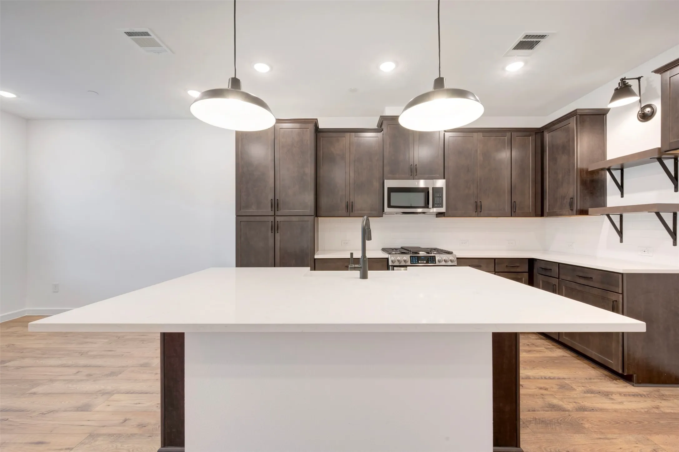 Townhouse For Sale in Denton County , 9404 Mill Street E, Providence Village, Texas 76227, 3 Bedroom, 3 Bathroom, 1 Garage spaces, 1,713 Sqft, built in 2026, New Construction - Incomplete, mls#21257241, Real Estate Agent in Providence Village, Homes For Sale in Denton county, Homes For Sale in Providence Village, Realtor in Providence Village Texas, Real Estate Brokerage Independent Realty Texas, Luminita Cordes Realtor