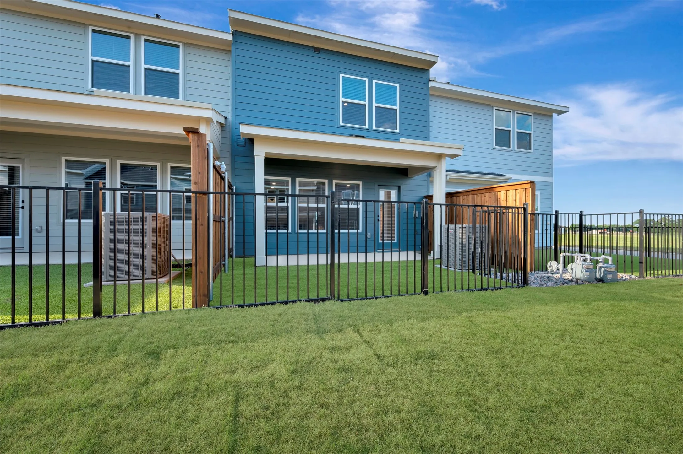 Townhouse For Sale in Denton County , 9404 Mill Street E, Providence Village, Texas 76227, 3 Bedroom, 3 Bathroom, 1 Garage spaces, 1,713 Sqft, built in 2026, New Construction - Incomplete, mls#21257241, Real Estate Agent in Providence Village, Homes For Sale in Denton county, Homes For Sale in Providence Village, Realtor in Providence Village Texas, Real Estate Brokerage Independent Realty Texas, Luminita Cordes Realtor