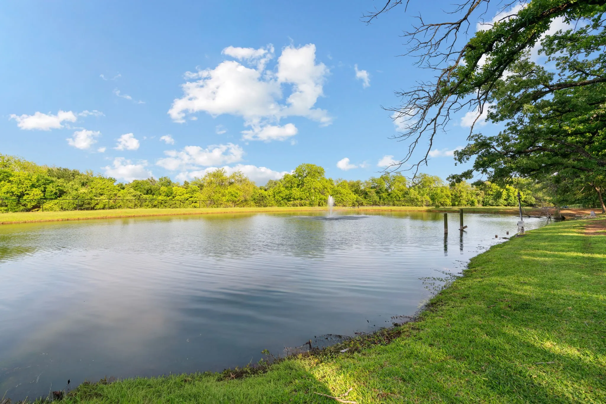 Farm For Sale in Johnson County , 9345 County Road 519, Alvarado, Texas 76009, 6 Bedroom, 7 Bathroom, 4 Garage spaces, 4,264 Sqft, built in 2000, mls#21256688, Real Estate Agent in Alvarado, Homes For Sale in Johnson county, Homes For Sale in Alvarado, Realtor in Alvarado Texas, Real Estate Brokerage Independent Realty Texas, Luminita Cordes Realtor