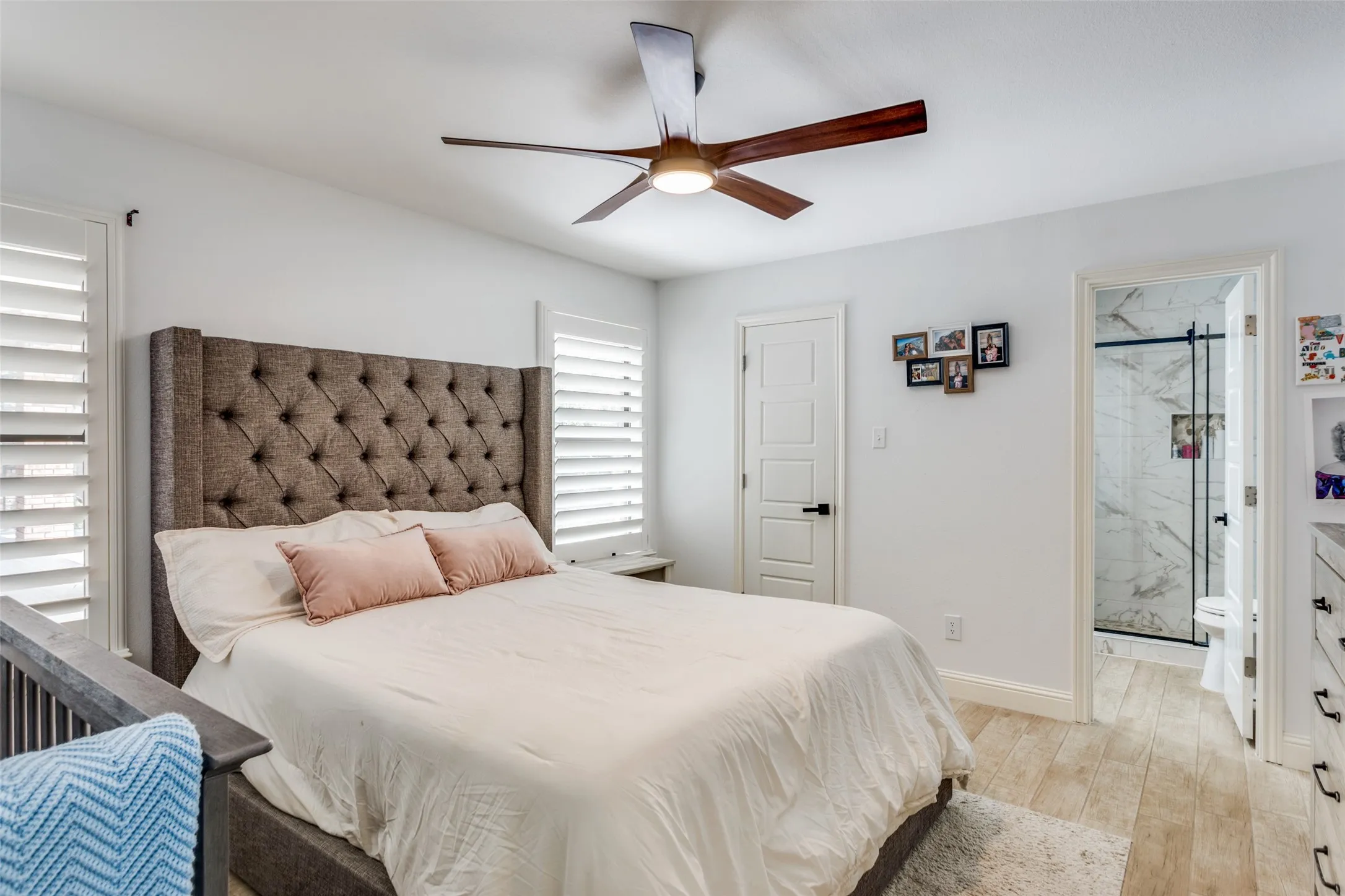 Single Family Residence For Sale in Tarrant County , 11905 Blue Creek Drive, Fort Worth, Texas 76008, 4 Bedroom, 4 Bathroom, 2 Garage spaces, 3,404 Sqft, built in 1984, Preowned, mls#21257185, Real Estate Agent in Fort Worth, Homes For Sale in Tarrant county, Homes For Sale in Fort Worth, Realtor in Fort Worth Texas, Real Estate Brokerage Independent Realty Texas, Luminita Cordes Realtor