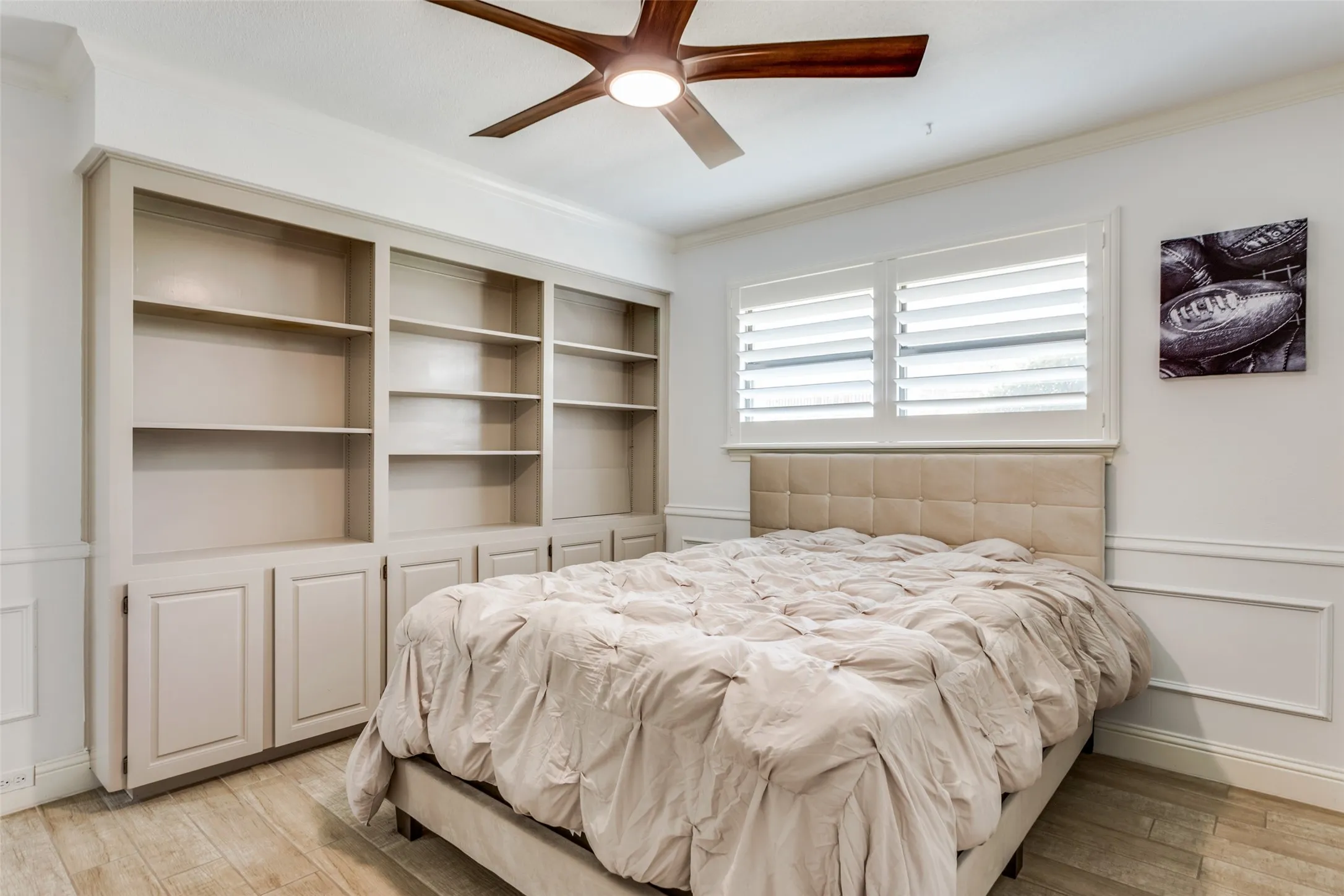 Single Family Residence For Sale in Tarrant County , 11905 Blue Creek Drive, Fort Worth, Texas 76008, 4 Bedroom, 4 Bathroom, 2 Garage spaces, 3,404 Sqft, built in 1984, Preowned, mls#21257185, Real Estate Agent in Fort Worth, Homes For Sale in Tarrant county, Homes For Sale in Fort Worth, Realtor in Fort Worth Texas, Real Estate Brokerage Independent Realty Texas, Luminita Cordes Realtor