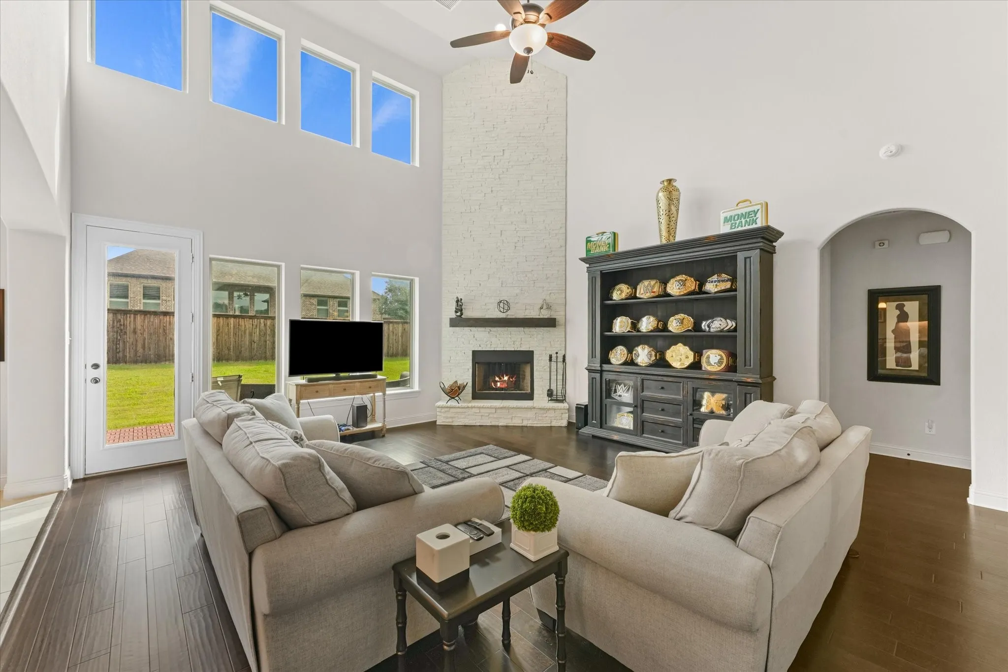 Single Family Residence For Sale in Johnson County , 3020 Capital Hill Drive, Burleson, Texas 76028, 4 Bedroom, 3 Bathroom, 2 Garage spaces, 2,886 Sqft, built in 2021, Preowned, mls#21241288, Real Estate Agent in Burleson, Homes For Sale in Johnson county, Homes For Sale in Burleson, Realtor in Burleson Texas, Real Estate Brokerage Independent Realty Texas, Luminita Cordes Realtor