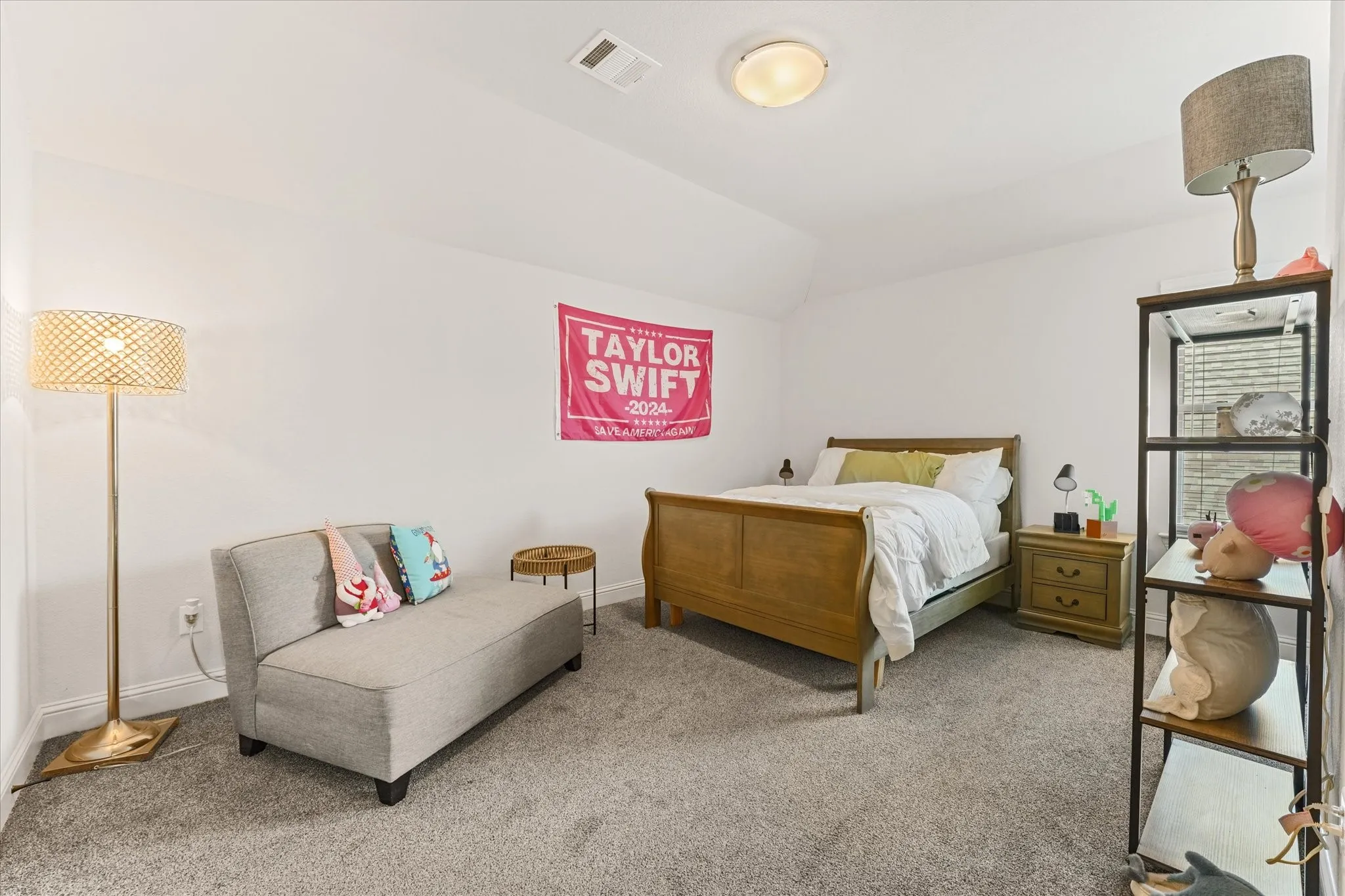 Single Family Residence For Sale in Johnson County , 3020 Capital Hill Drive, Burleson, Texas 76028, 4 Bedroom, 3 Bathroom, 2 Garage spaces, 2,886 Sqft, built in 2021, Preowned, mls#21241288, Real Estate Agent in Burleson, Homes For Sale in Johnson county, Homes For Sale in Burleson, Realtor in Burleson Texas, Real Estate Brokerage Independent Realty Texas, Luminita Cordes Realtor