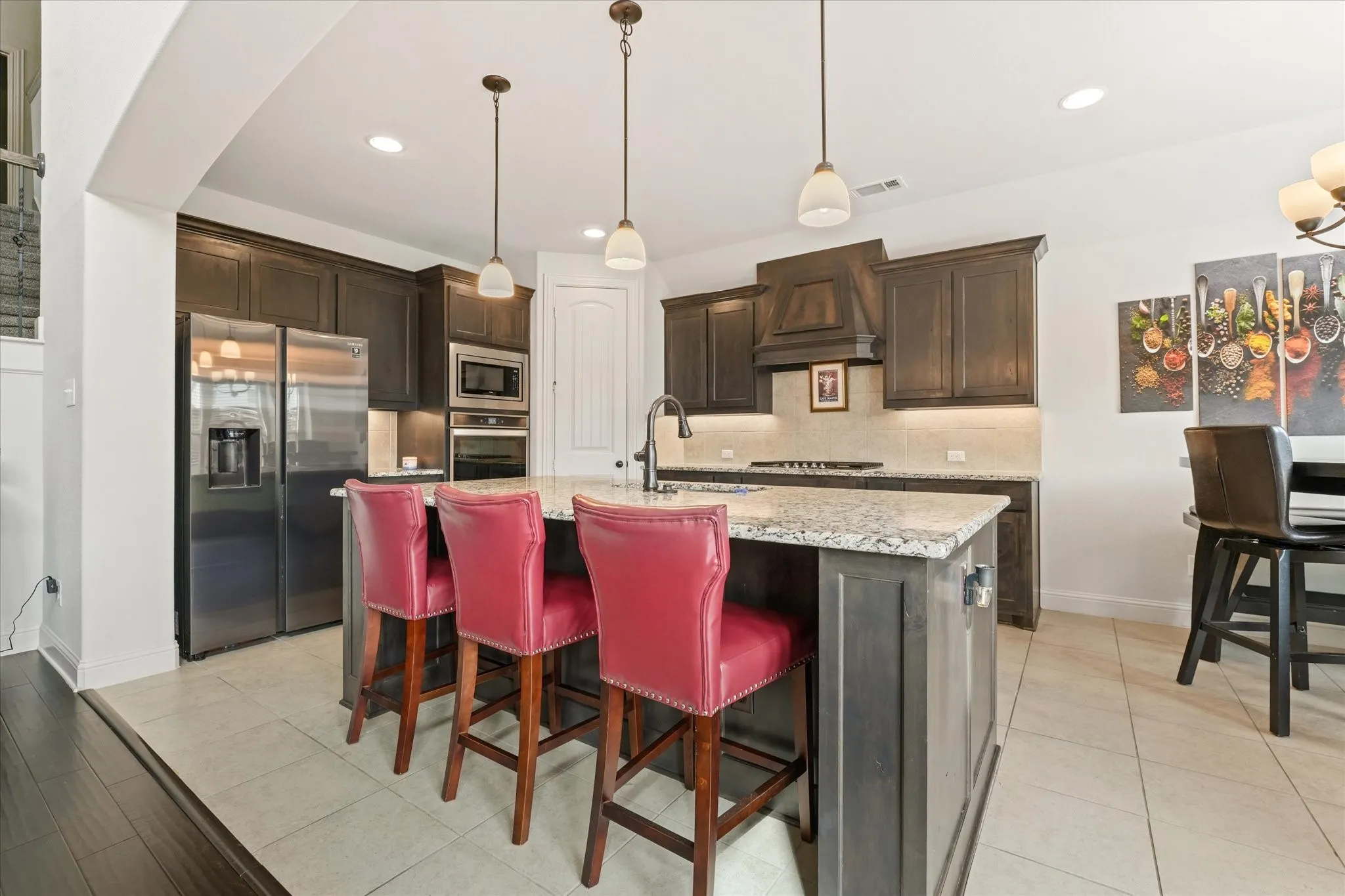 Single Family Residence For Sale in Johnson County , 3020 Capital Hill Drive, Burleson, Texas 76028, 4 Bedroom, 3 Bathroom, 2 Garage spaces, 2,886 Sqft, built in 2021, Preowned, mls#21241288, Real Estate Agent in Burleson, Homes For Sale in Johnson county, Homes For Sale in Burleson, Realtor in Burleson Texas, Real Estate Brokerage Independent Realty Texas, Luminita Cordes Realtor