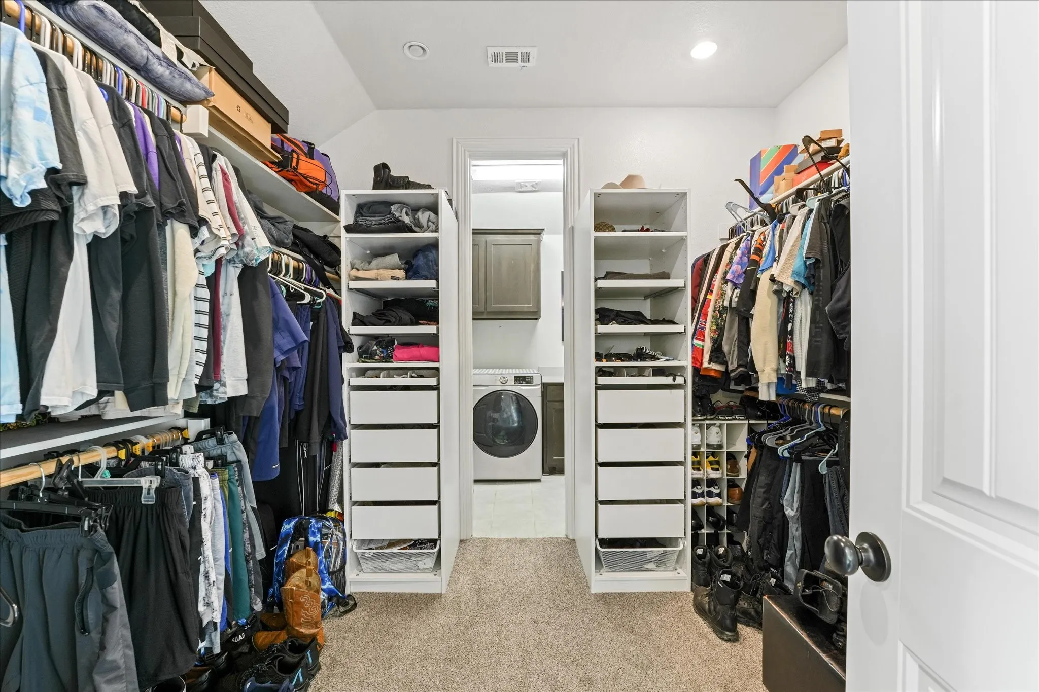 Single Family Residence For Sale in Johnson County , 3020 Capital Hill Drive, Burleson, Texas 76028, 4 Bedroom, 3 Bathroom, 2 Garage spaces, 2,886 Sqft, built in 2021, Preowned, mls#21241288, Real Estate Agent in Burleson, Homes For Sale in Johnson county, Homes For Sale in Burleson, Realtor in Burleson Texas, Real Estate Brokerage Independent Realty Texas, Luminita Cordes Realtor