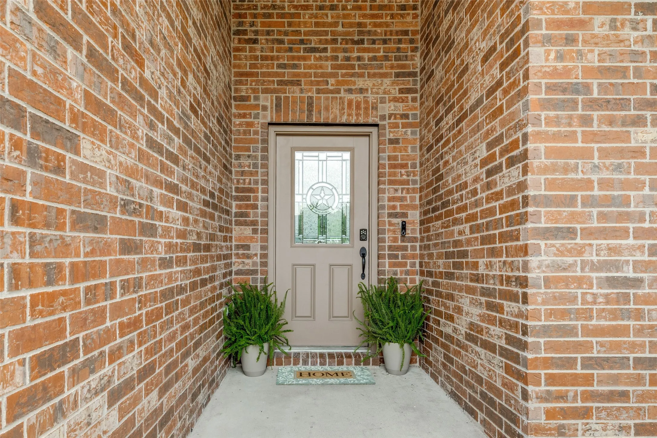 Single Family Residence For Sale in Collin County , 1800 Rodeo Drive, Anna, Texas 75409, 4 Bedroom, 3 Bathroom, 2 Garage spaces, 2,528 Sqft, built in 2012, Preowned, mls#21256219, Real Estate Agent in Anna, Homes For Sale in Collin county, Homes For Sale in Anna, Realtor in Anna Texas, Real Estate Brokerage Independent Realty Texas, Luminita Cordes Realtor