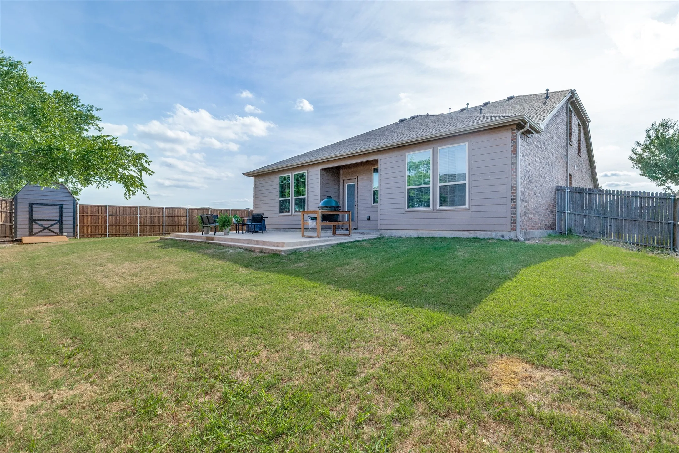 Spacious patio and yard area for any use.