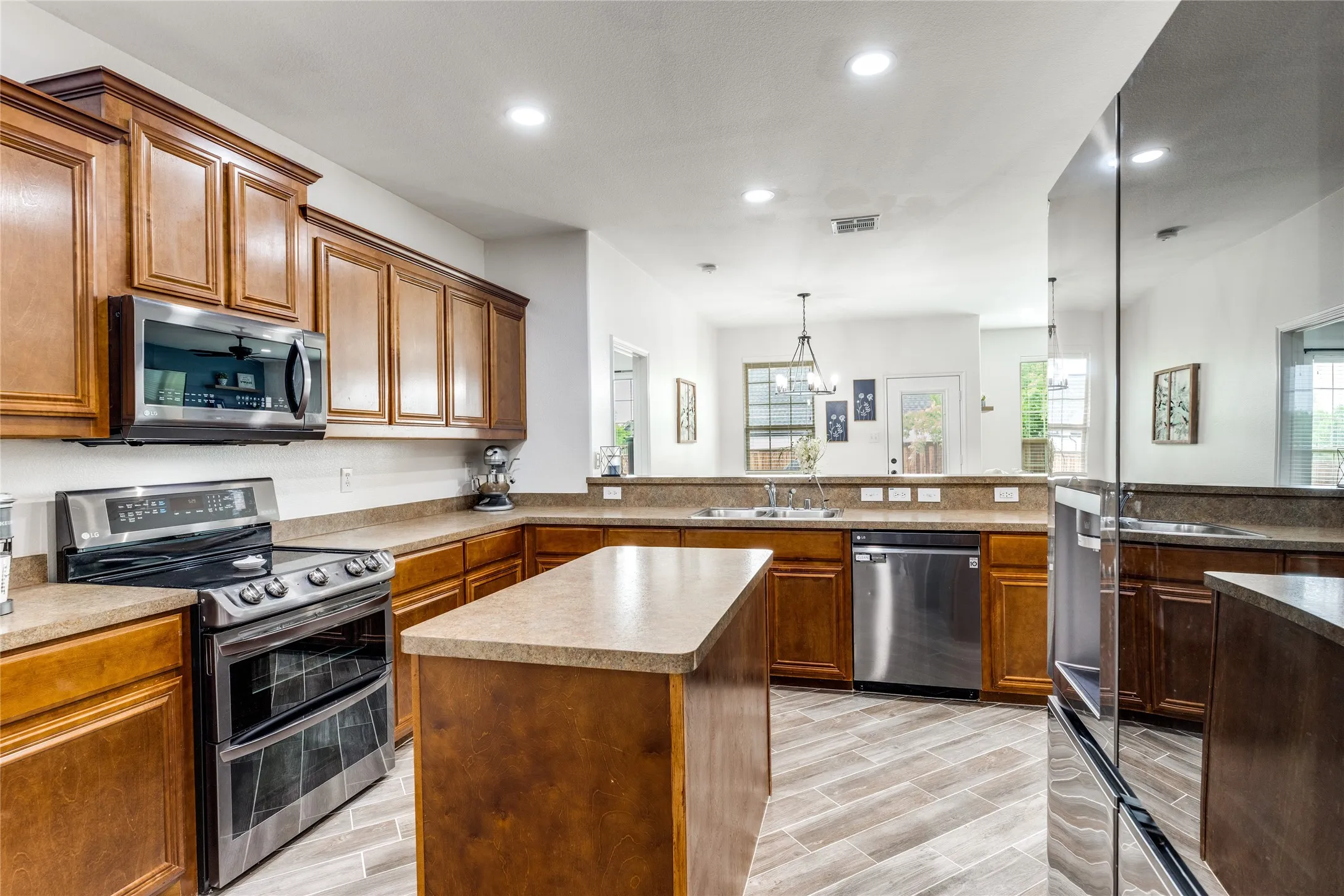 Large kitchen with great island space.
