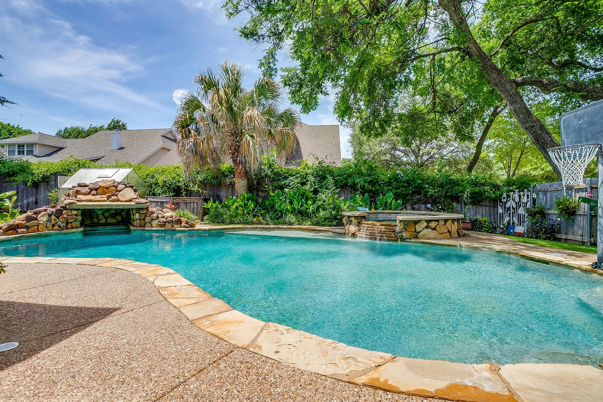 Single Family Residence For Sale in Johnson County , 2952 Masters Court S, Burleson, Texas 76028, 4 Bedroom, 4 Bathroom, 3 Garage spaces, 3,341 Sqft, built in 2004, Price $530,000, mls#21257073, Real Estate Agent in Burleson, Homes For Sale in Johnson county, Homes For Sale in Burleson, Realtor in Burleson Texas, Real Estate Brokerage Independent Realty Texas, Luminita Cordes Realtor