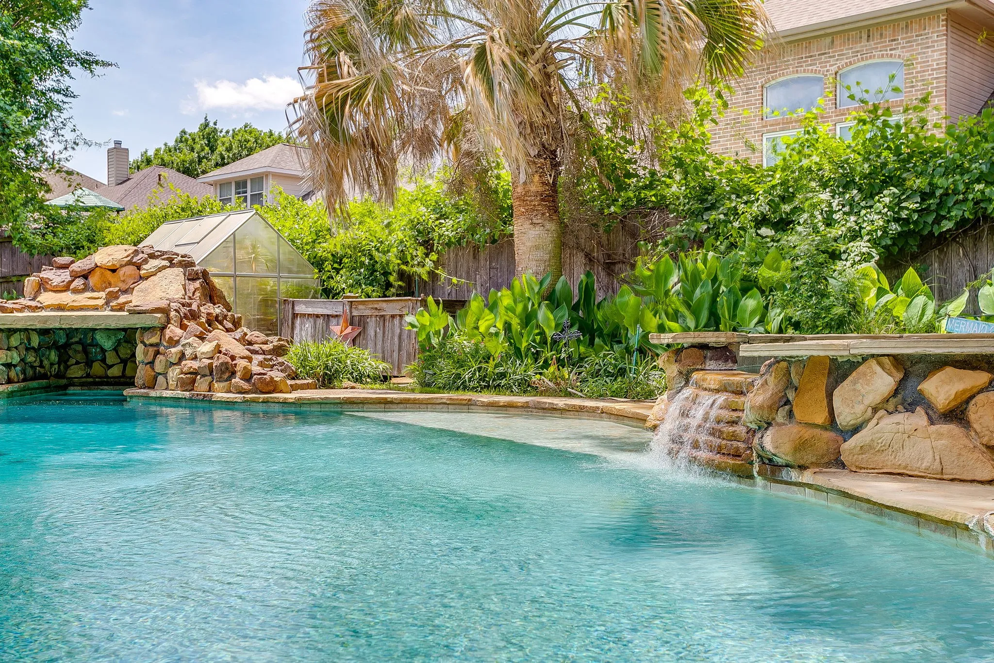 Single Family Residence For Sale in Johnson County , 2952 Masters Court S, Burleson, Texas 76028, 4 Bedroom, 4 Bathroom, 3 Garage spaces, 3,341 Sqft, built in 2004, Price $530,000, mls#21257073, Real Estate Agent in Burleson, Homes For Sale in Johnson county, Homes For Sale in Burleson, Realtor in Burleson Texas, Real Estate Brokerage Independent Realty Texas, Luminita Cordes Realtor