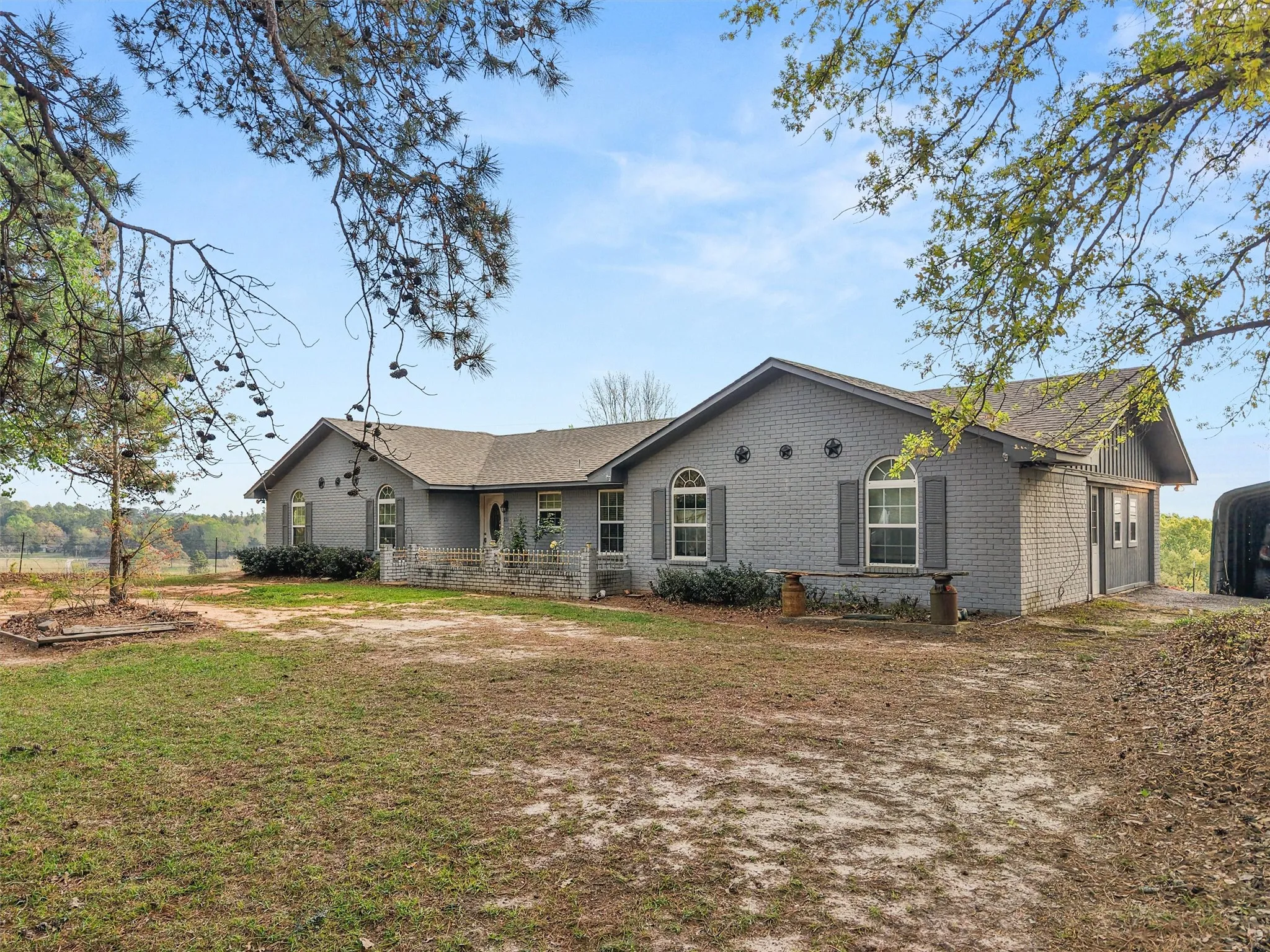 Farm For Sale in Morris County , 571 County Road, Daingerfield, Texas 75638, 3 Bedroom, 3 Bathroom, Garage spaces, 2,378 Sqft, built in 1979, Preowned, mls#21257348, Real Estate Agent in Daingerfield, Homes For Sale in Morris county, Homes For Sale in Daingerfield, Realtor in Daingerfield Texas, Real Estate Brokerage Independent Realty Texas, Luminita Cordes Realtor