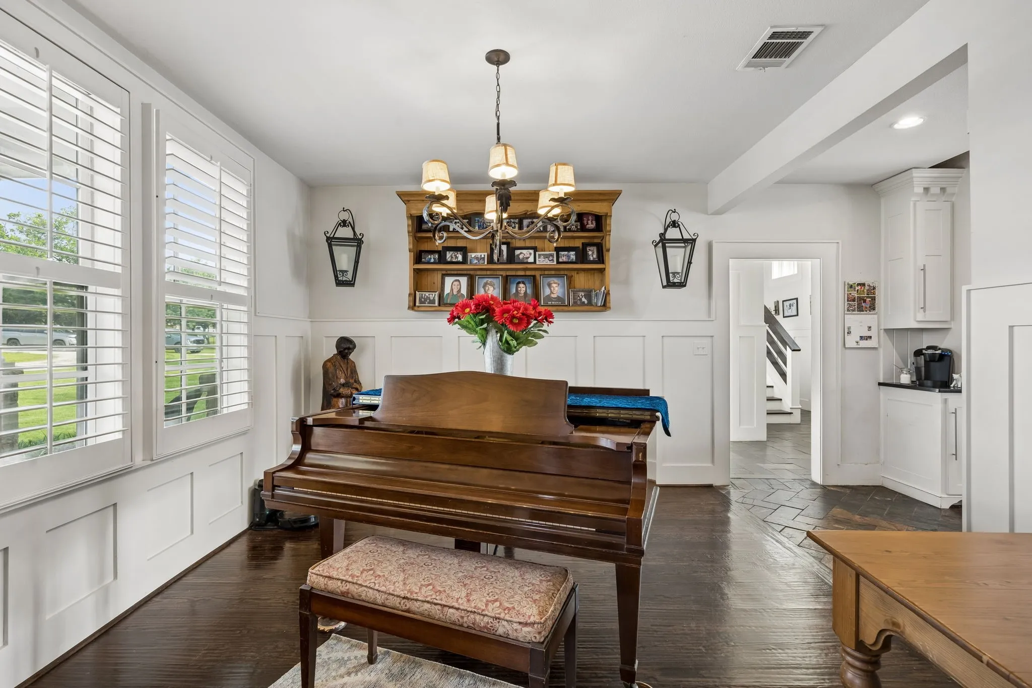 Single Family Residence For Sale in Rockwall County , 1043 Anna Cade Road, Rockwall, Texas 75087, 5 Bedrooms, 5 Bathrooms, 3 Garage spaces, 5,236 Sqft, built in 1994, Price $1,925,000, mls#21257172, Real Estate Agent in Rockwall, Homes For Sale in Rockwall county, Homes For Sale in Rockwall, Realtor in Rockwall Texas, Real Estate Brokerage Independent Realty Texas, Luminita Cordes Realtor
