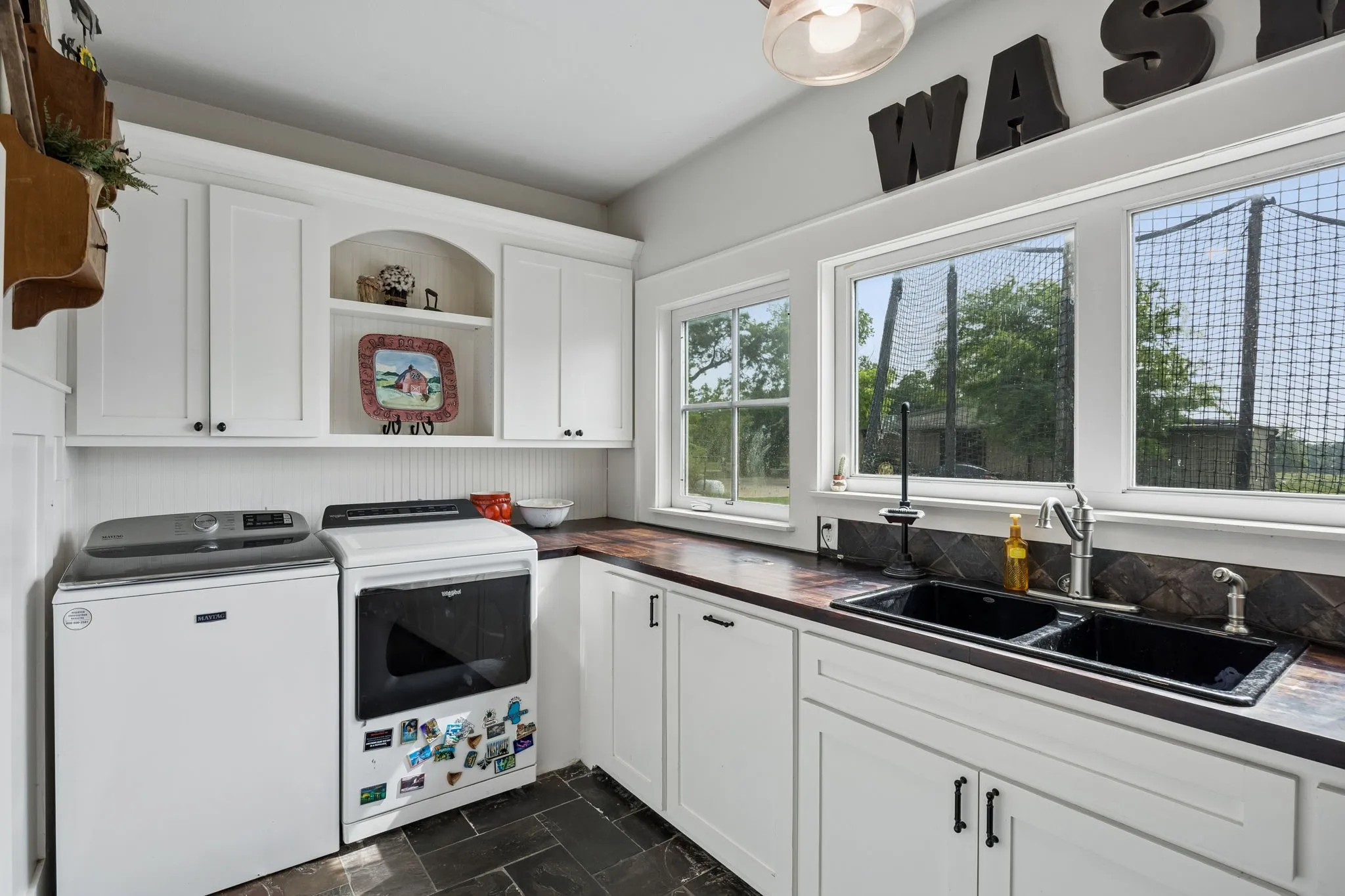 Single Family Residence For Sale in Rockwall County , 1043 Anna Cade Road, Rockwall, Texas 75087, 5 Bedrooms, 5 Bathrooms, 3 Garage spaces, 5,236 Sqft, built in 1994, Price $1,925,000, mls#21257172, Real Estate Agent in Rockwall, Homes For Sale in Rockwall county, Homes For Sale in Rockwall, Realtor in Rockwall Texas, Real Estate Brokerage Independent Realty Texas, Luminita Cordes Realtor
