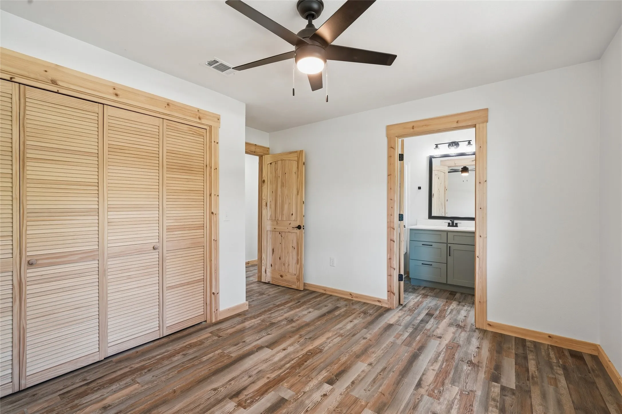 Single Family Residence For Sale in Falls County , 192 County Road 173, Marlin, Texas 76661, 3 Bedroom, 3 Bathroom, 2 Garage spaces, 1,974 Sqft, built in 1974, mls#21257360, Real Estate Agent in Marlin, Homes For Sale in Falls county, Homes For Sale in Marlin, Realtor in Marlin Texas, Real Estate Brokerage Independent Realty Texas, Luminita Cordes Realtor