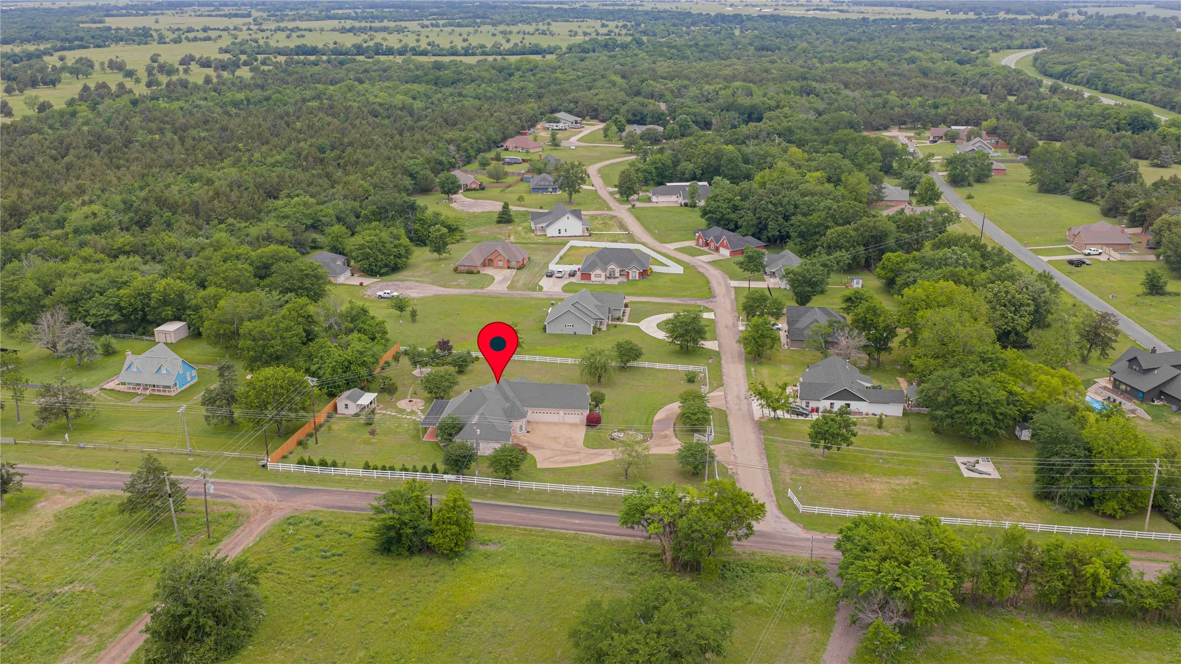 Single Family Residence For Sale in Franklin (TX) County , 15 W Elmwood Corner, Mount Vernon, Texas 75457, 2 Bedroom, 2 Bathroom, 3 Garage spaces, 2,725 Sqft, built in 2007, mls#21251236, Real Estate Agent in Mount Vernon, Homes For Sale in Franklin (TX) county, Homes For Sale in Mount Vernon, Realtor in Mount Vernon Texas, Real Estate Brokerage Independent Realty Texas, Luminita Cordes Realtor