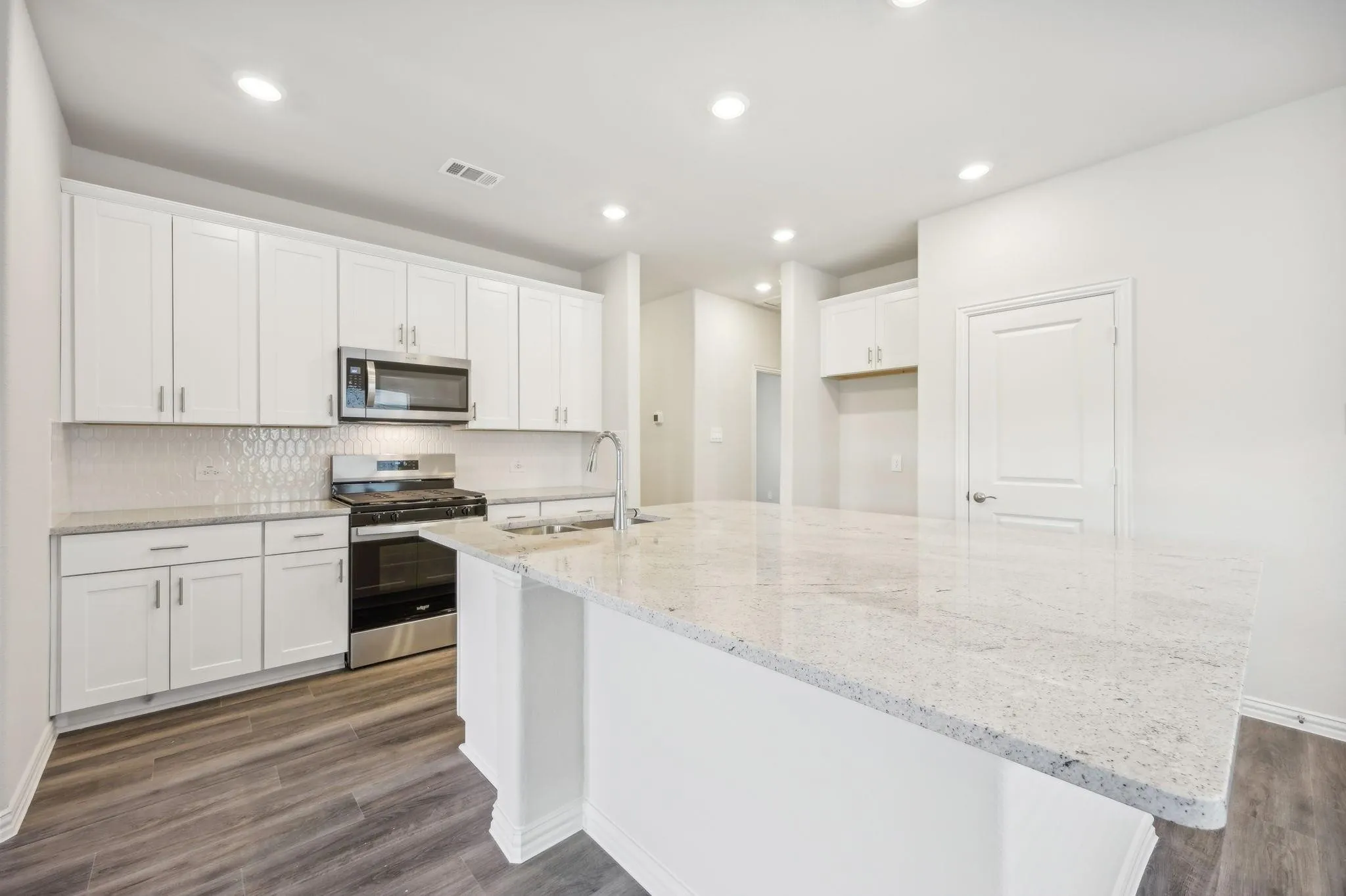 Single Family Residence For Rent in Collin County , 519 Ridgedale Drive, Princeton, Texas 75071, 3 Bedroom, 2 Bathroom, 2 Garage spaces, 1,318 Sqft, built in 2025, mls#21257138, Real Estate Agent in Princeton, Homes For Rent in Collin county, Homes For Rent in Princeton, Realtor in Princeton Texas, Real Estate Brokerage Independent Realty Texas, Luminita Cordes Realtor