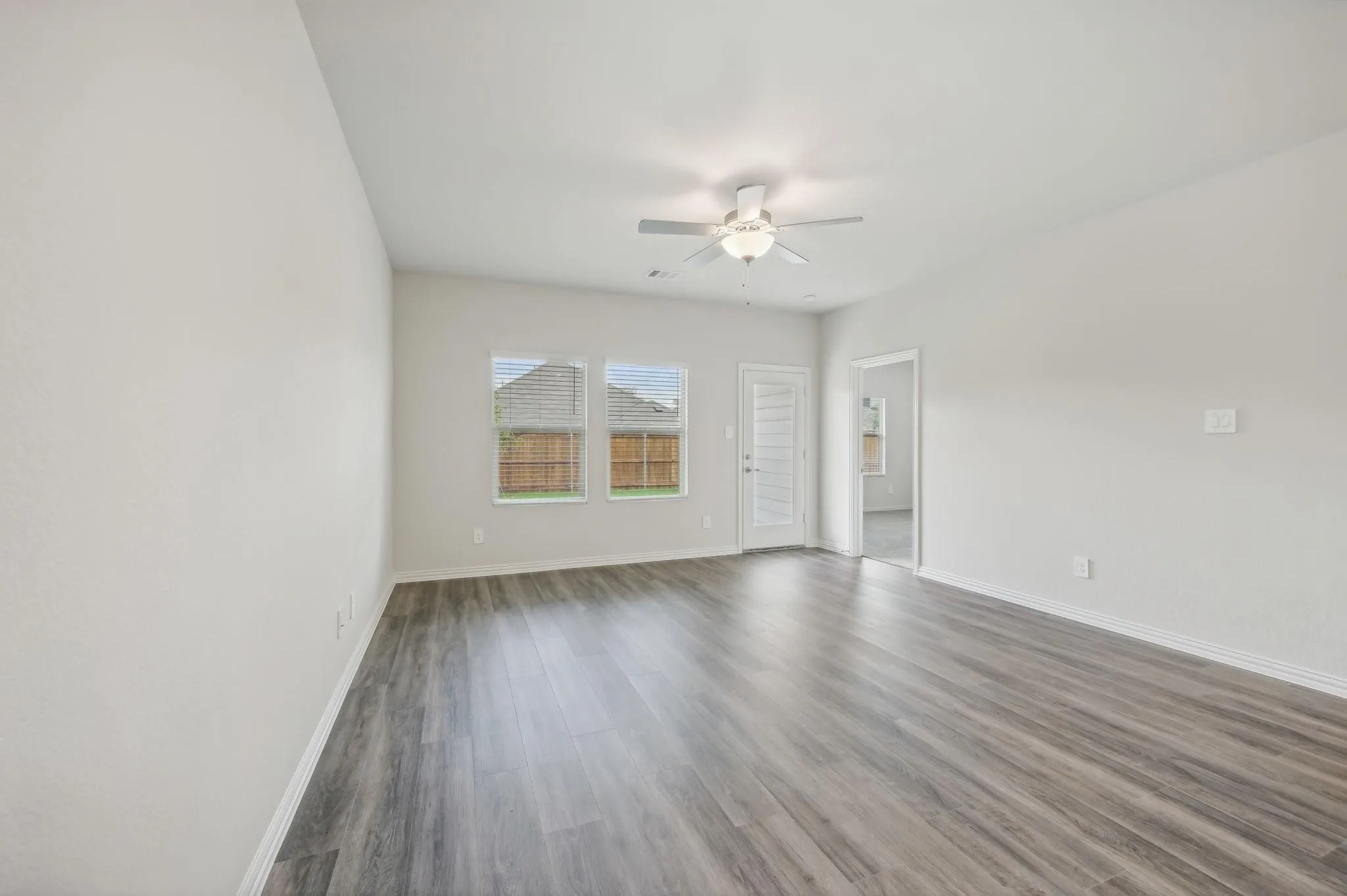 Single Family Residence For Rent in Collin County , 519 Ridgedale Drive, Princeton, Texas 75071, 3 Bedroom, 2 Bathroom, 2 Garage spaces, 1,318 Sqft, built in 2025, mls#21257138, Real Estate Agent in Princeton, Homes For Rent in Collin county, Homes For Rent in Princeton, Realtor in Princeton Texas, Real Estate Brokerage Independent Realty Texas, Luminita Cordes Realtor