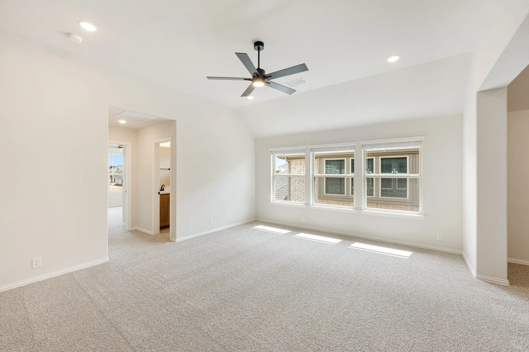 Single Family Residence For Sale in Denton County , 3309 Emerald Trace Drive, Denton, Texas 76226, 5 Bedroom, 4 Bathroom, 2 Garage spaces, 3,560 Sqft, built in 2026, New Construction - Incomplete, mls#21256026, Real Estate Agent in Denton, Homes For Sale in Denton county, Homes For Sale in Denton, Realtor in Denton Texas, Real Estate Brokerage Independent Realty Texas, Luminita Cordes Realtor