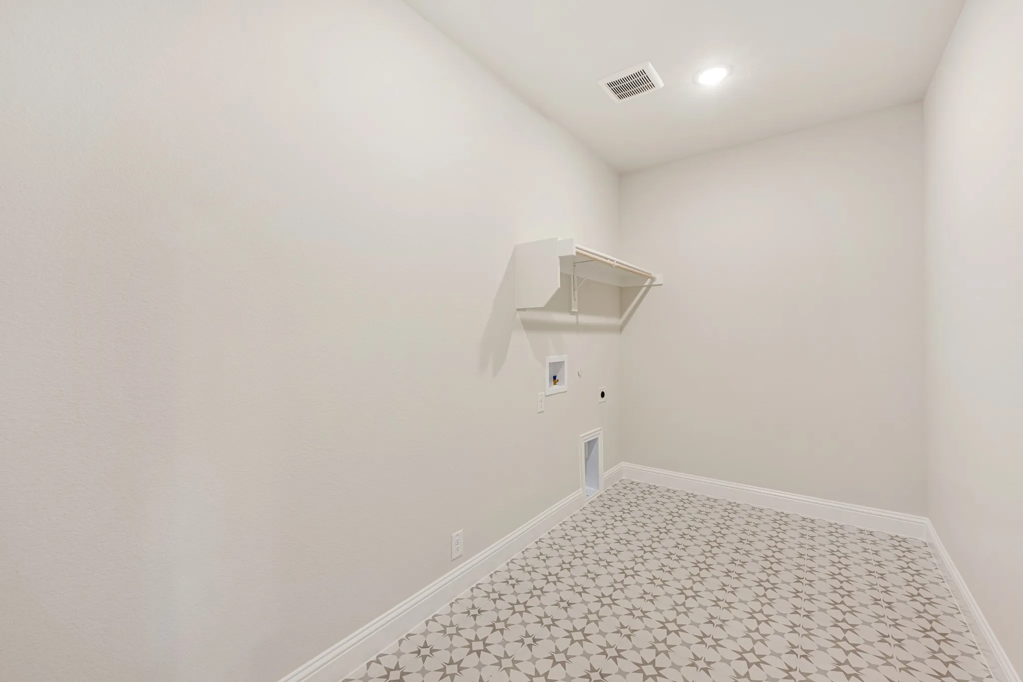 Single Family Residence For Sale in Denton County , 3309 Emerald Trace Drive, Denton, Texas 76226, 5 Bedroom, 4 Bathroom, 2 Garage spaces, 3,560 Sqft, built in 2026, New Construction - Incomplete, mls#21256026, Real Estate Agent in Denton, Homes For Sale in Denton county, Homes For Sale in Denton, Realtor in Denton Texas, Real Estate Brokerage Independent Realty Texas, Luminita Cordes Realtor