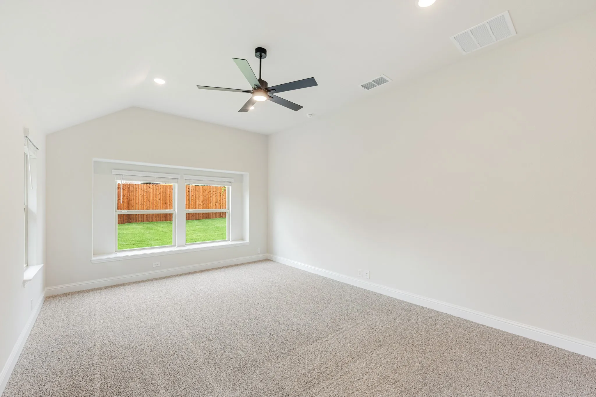 Single Family Residence For Sale in Denton County , 3309 Emerald Trace Drive, Denton, Texas 76226, 5 Bedroom, 4 Bathroom, 2 Garage spaces, 3,560 Sqft, built in 2026, New Construction - Incomplete, mls#21256026, Real Estate Agent in Denton, Homes For Sale in Denton county, Homes For Sale in Denton, Realtor in Denton Texas, Real Estate Brokerage Independent Realty Texas, Luminita Cordes Realtor
