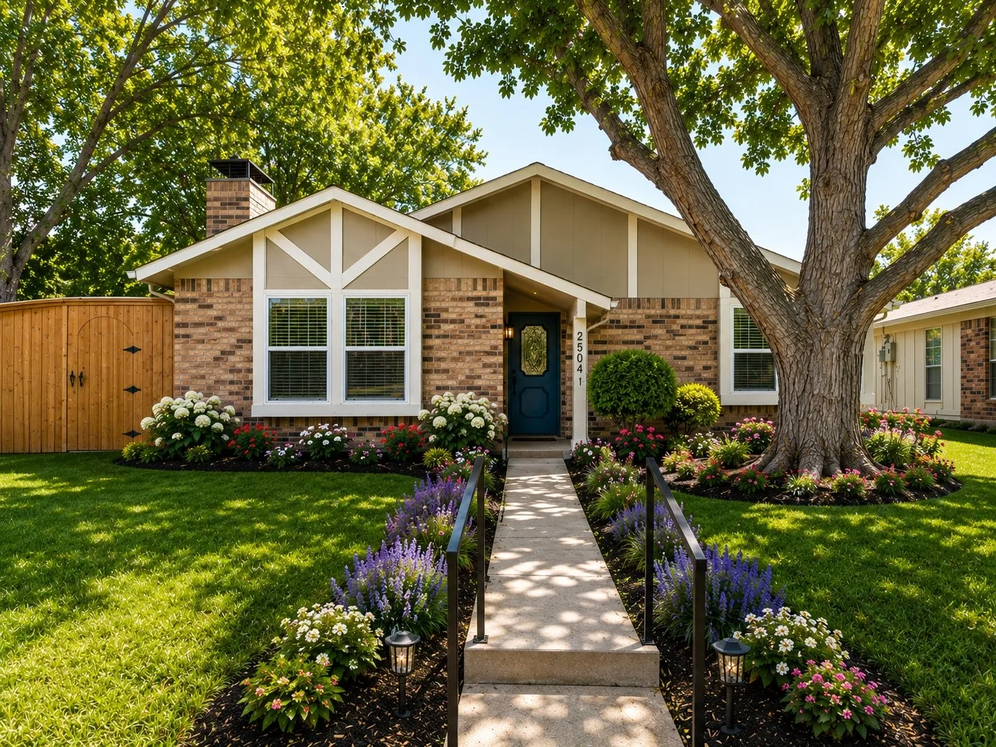 Single Family Residence For Sale in Collin County , 2504 Royal Oaks Drive, Plano, Texas 75074, 3 Bedroom, 2 Bathroom, 2 Garage spaces, 1,504 Sqft, built in 1984, mls#21257388, Real Estate Agent in Plano, Homes For Sale in Collin county, Homes For Sale in Plano, Realtor in Plano Texas, Real Estate Brokerage Independent Realty Texas, Luminita Cordes Realtor