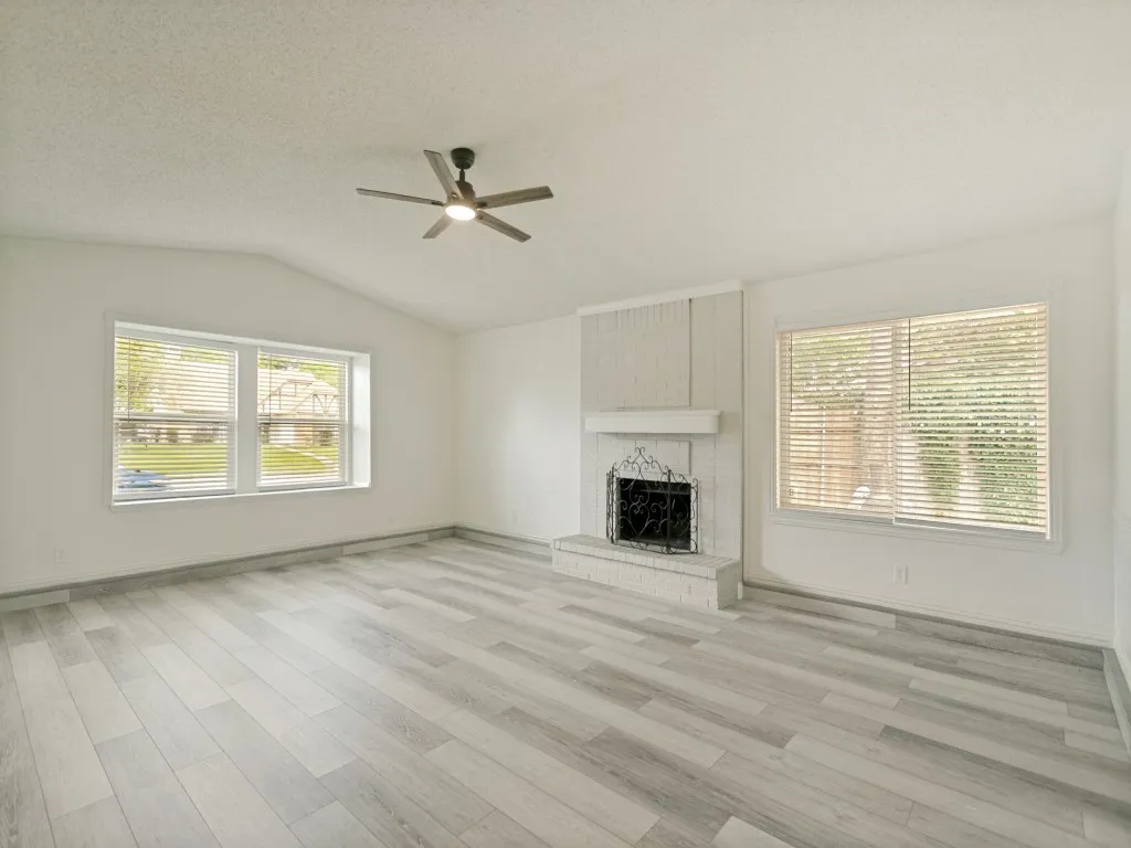 Single Family Residence For Sale in Collin County , 2504 Royal Oaks Drive, Plano, Texas 75074, 3 Bedroom, 2 Bathroom, 2 Garage spaces, 1,504 Sqft, built in 1984, mls#21257388, Real Estate Agent in Plano, Homes For Sale in Collin county, Homes For Sale in Plano, Realtor in Plano Texas, Real Estate Brokerage Independent Realty Texas, Luminita Cordes Realtor