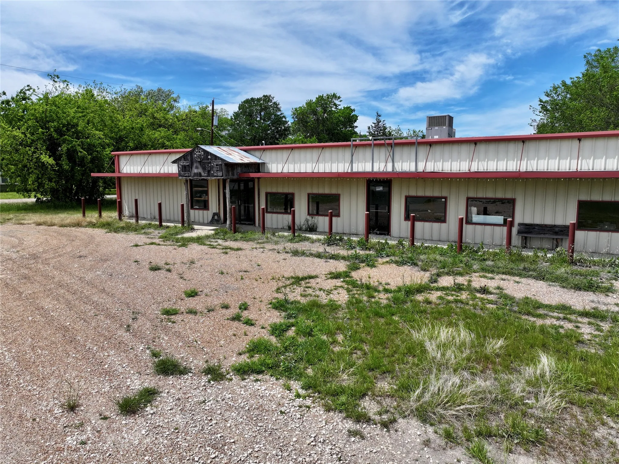 Business For Sale in Navarro County , 100 E Highway 31 Highway, Dawson, Texas 76639, 0, 0, Garage spaces, 0 Sqft, built in 1999, Preowned, mls#21250581, Real Estate Agent in Dawson, Homes For Sale in Navarro county, Homes For Sale in Dawson, Realtor in Dawson Texas, Real Estate Brokerage Independent Realty Texas, Luminita Cordes Realtor