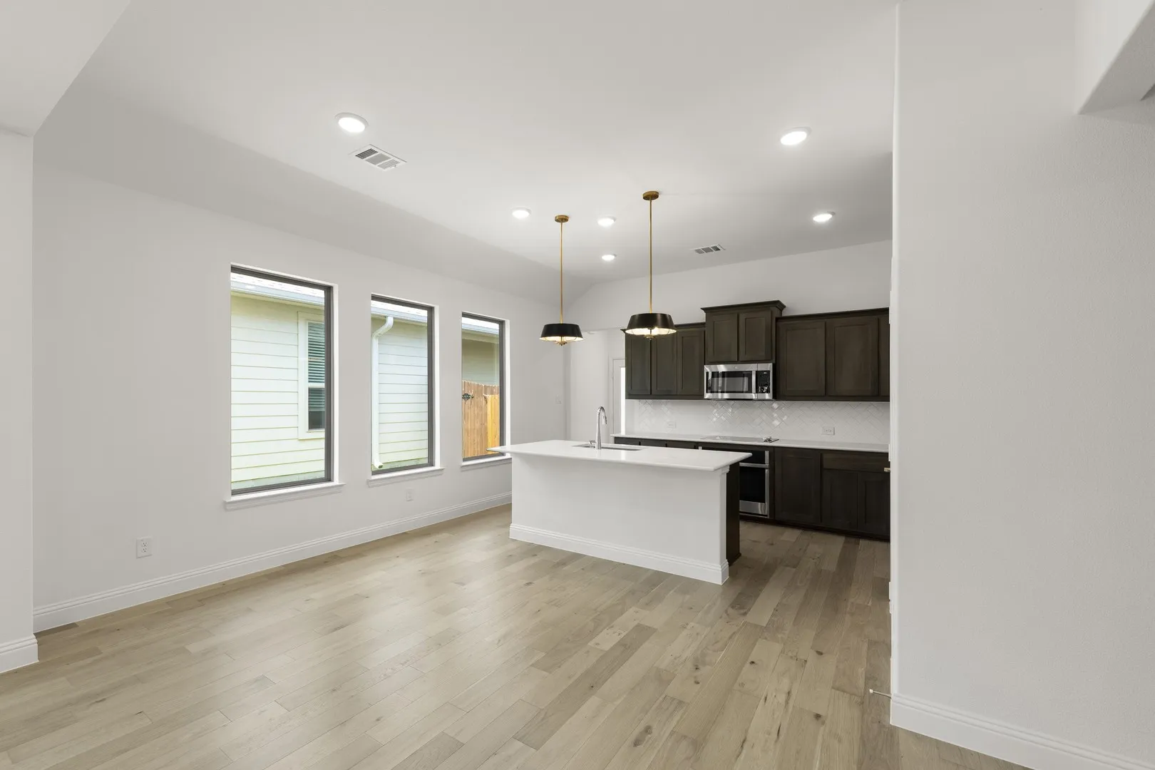 13. 1608 Meadow Crest - Dining